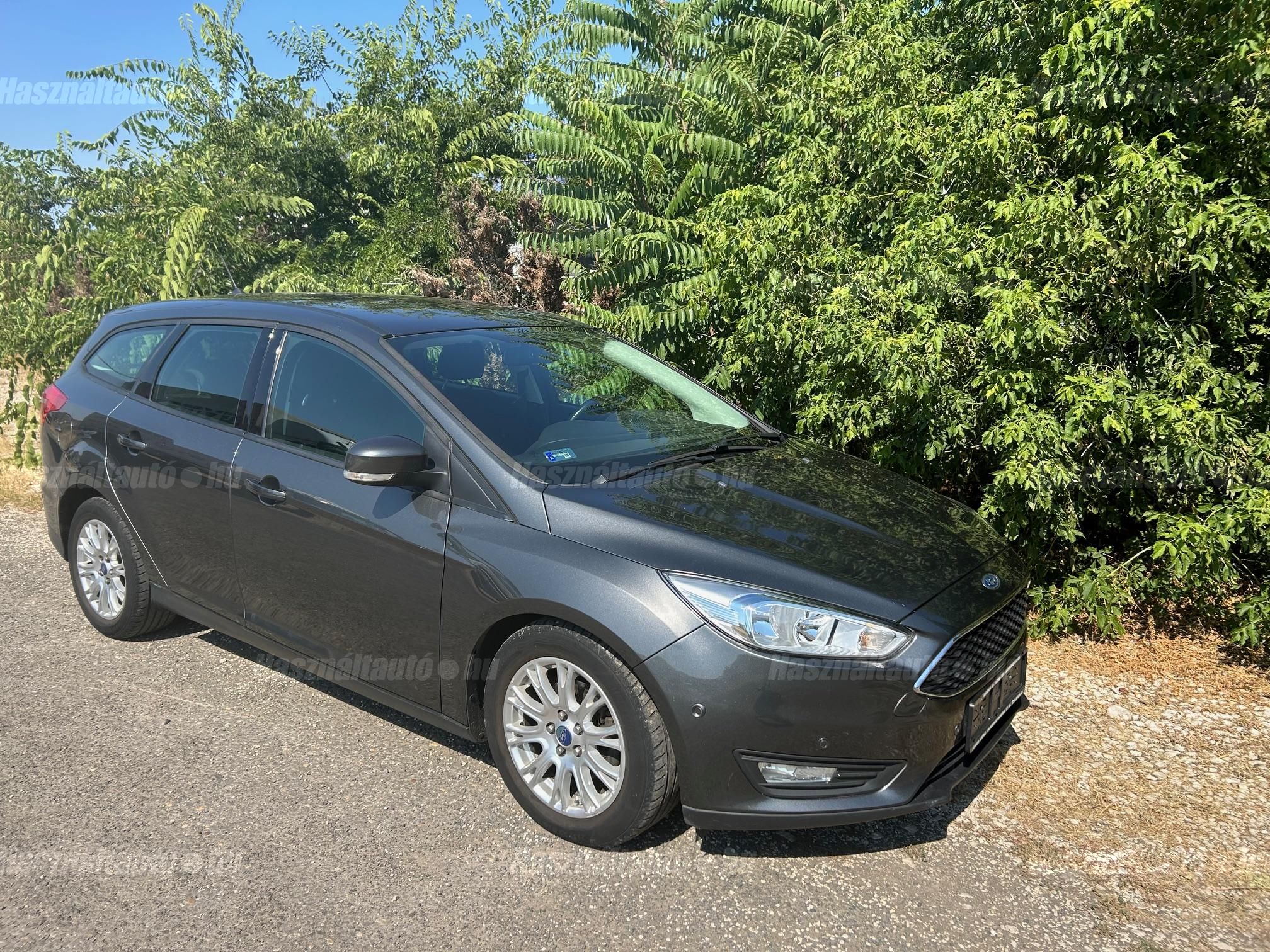 FORD FOCUS 2017/12 - 1