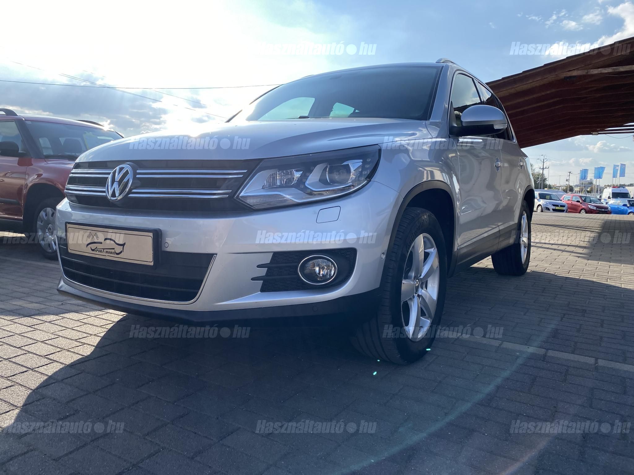 VOLKSWAGEN TIGUAN 2012/3 - 1