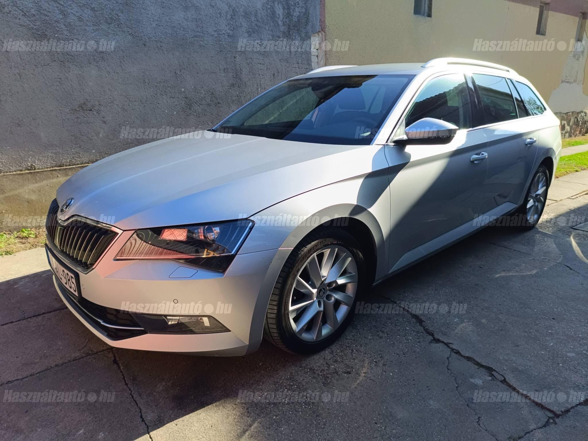 SKODA SUPERB 2016/9 - 1
