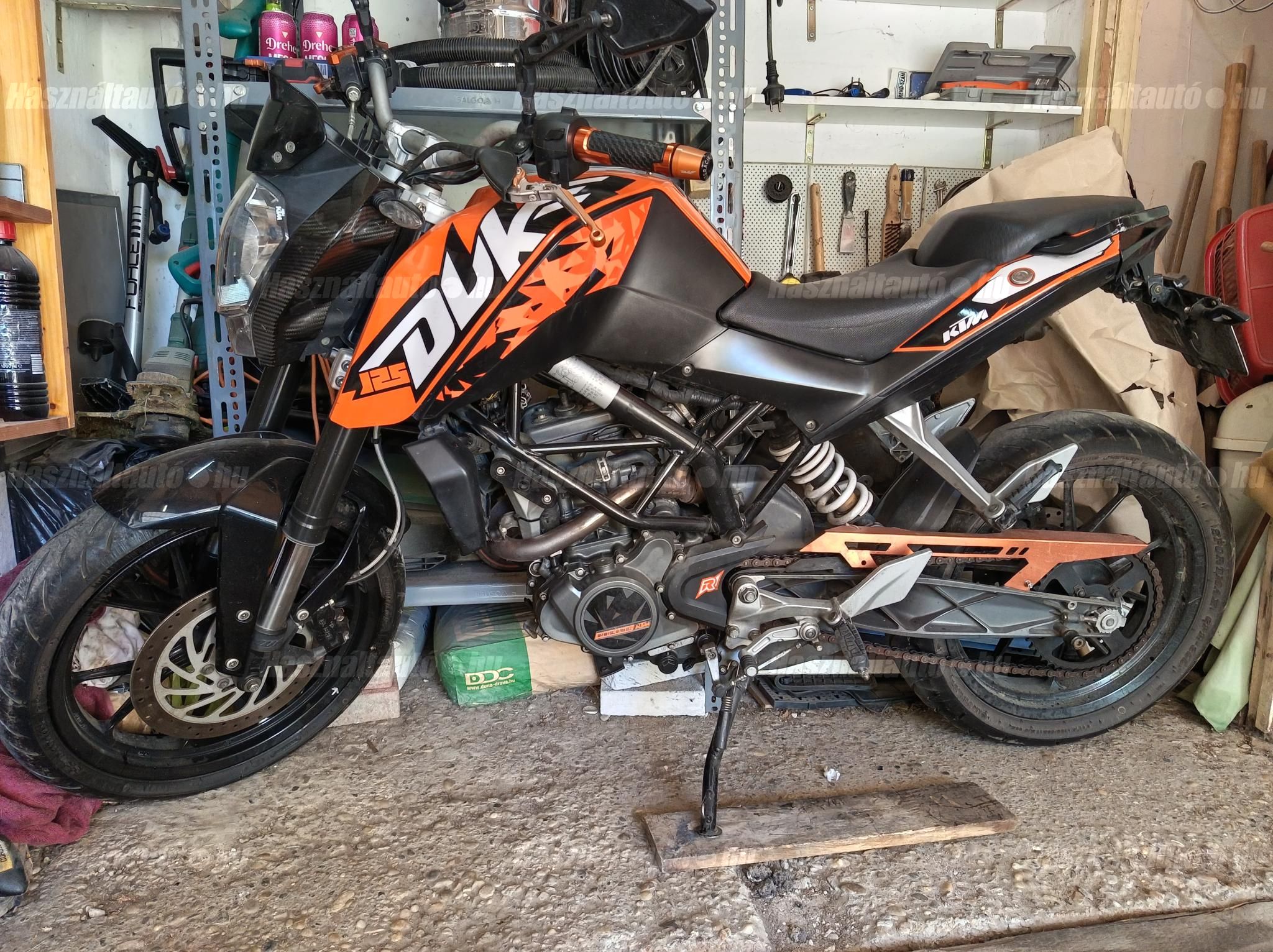 KTM 125 DUKE 2012 - 1