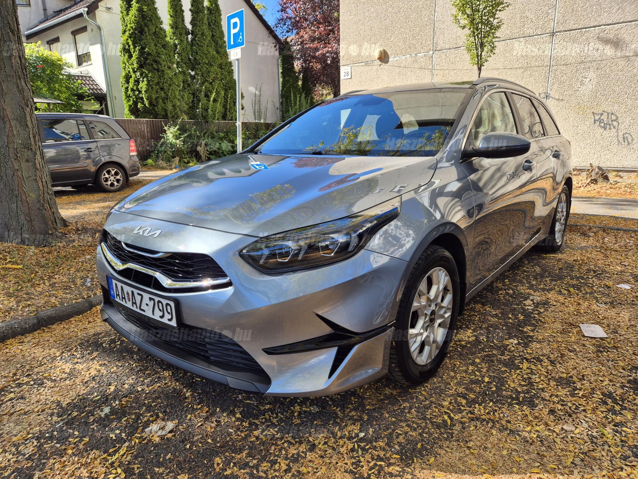 KIA CEE'D 2022/7 - 1