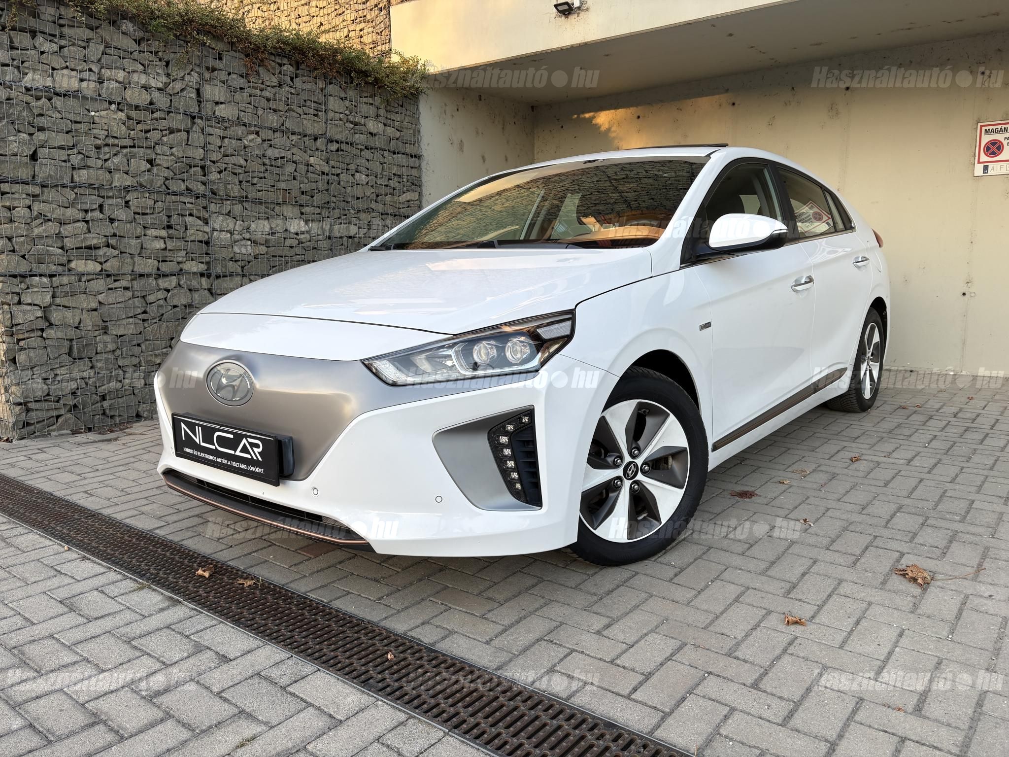 HYUNDAI IONIQ 2017/9 - 1