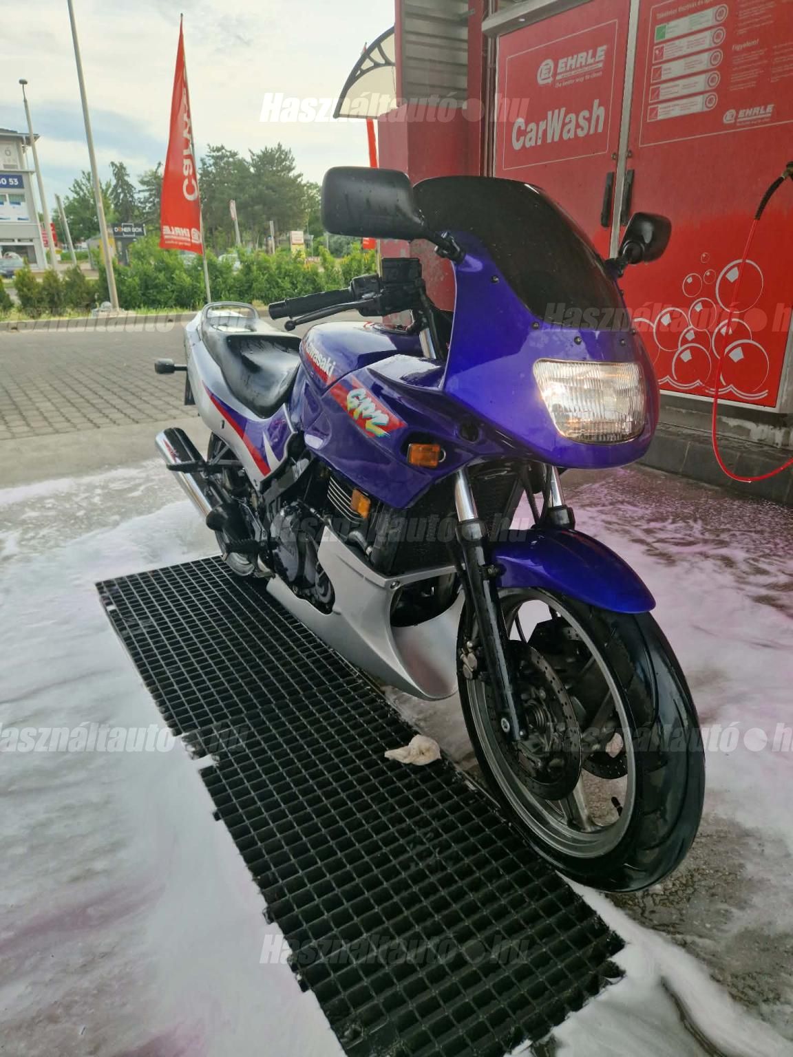 KAWASAKI GPZ 500 S 2000 - 1