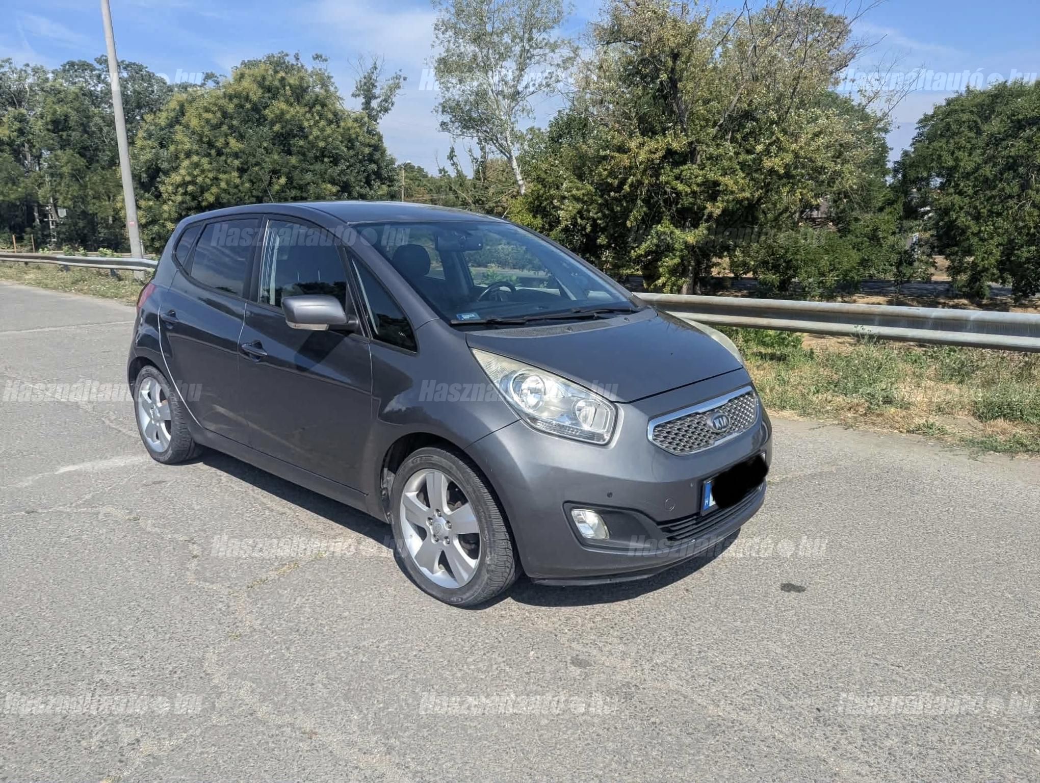 KIA VENGA 2011/5 - 1