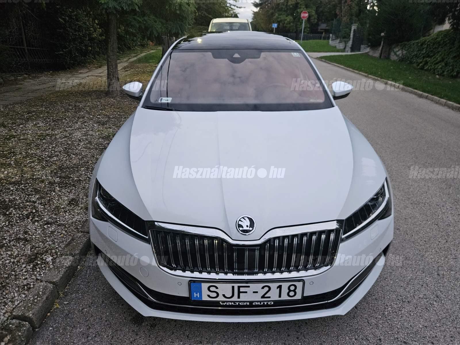 Skoda Chrystal Lighting LED Mátrix fényszórók