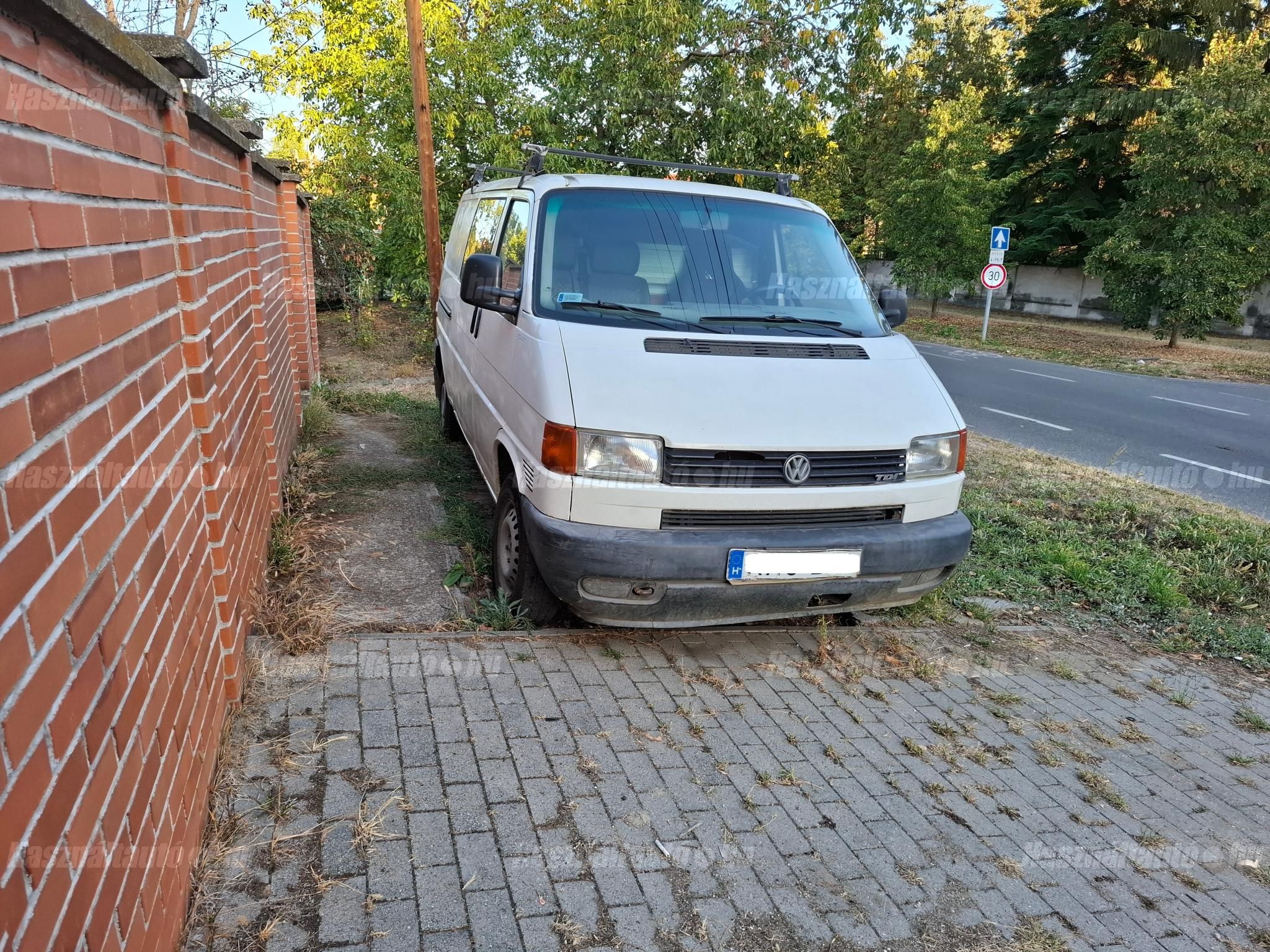 VOLKSWAGEN TRANSPORTER T4 2000/1 - 1