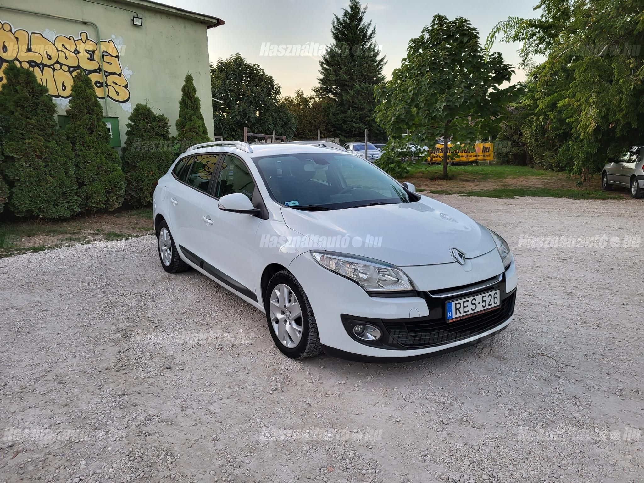 RENAULT MEGANE 2012/5 - 1