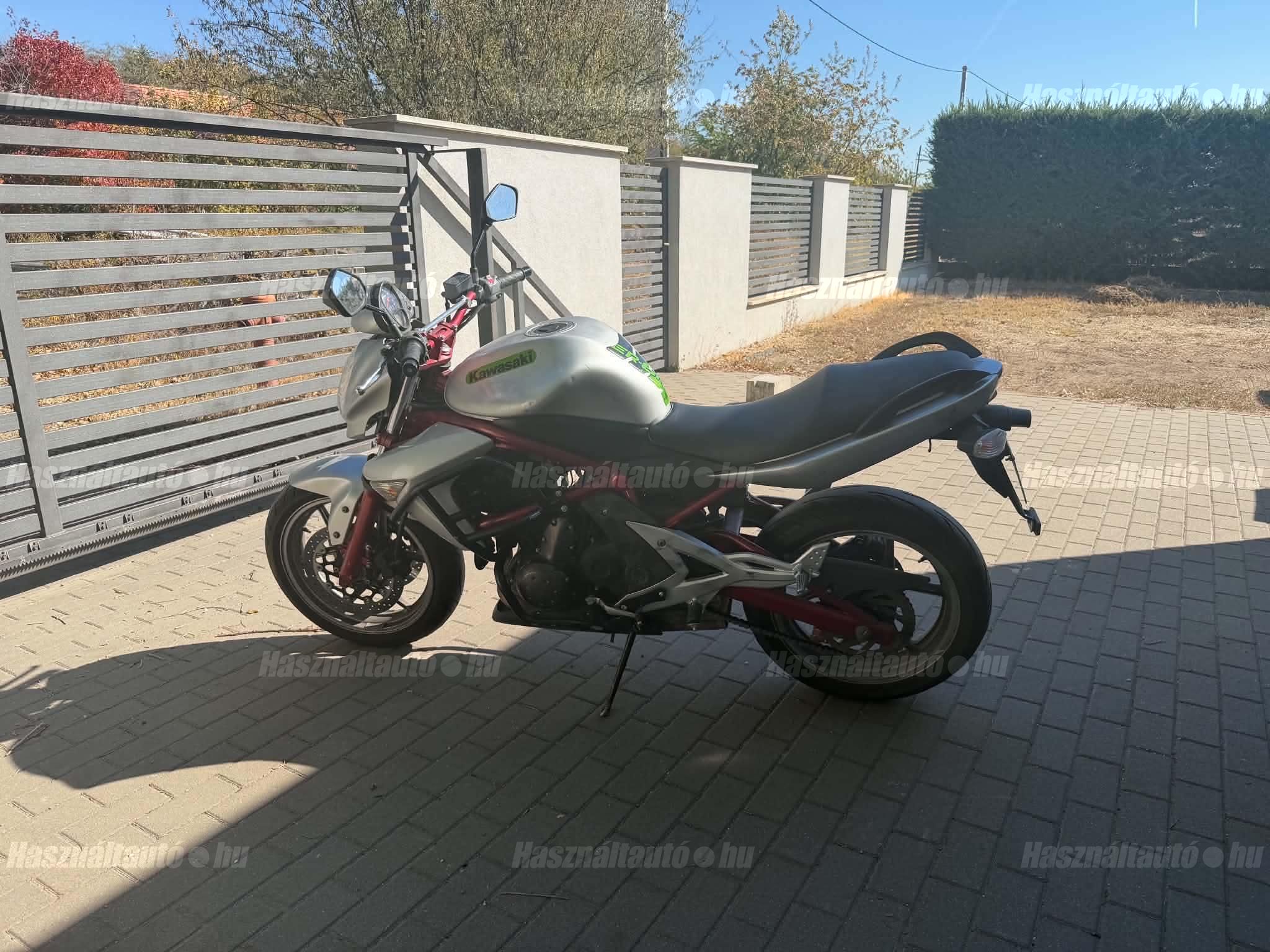 KAWASAKI ER-6N 2005/11 - 1