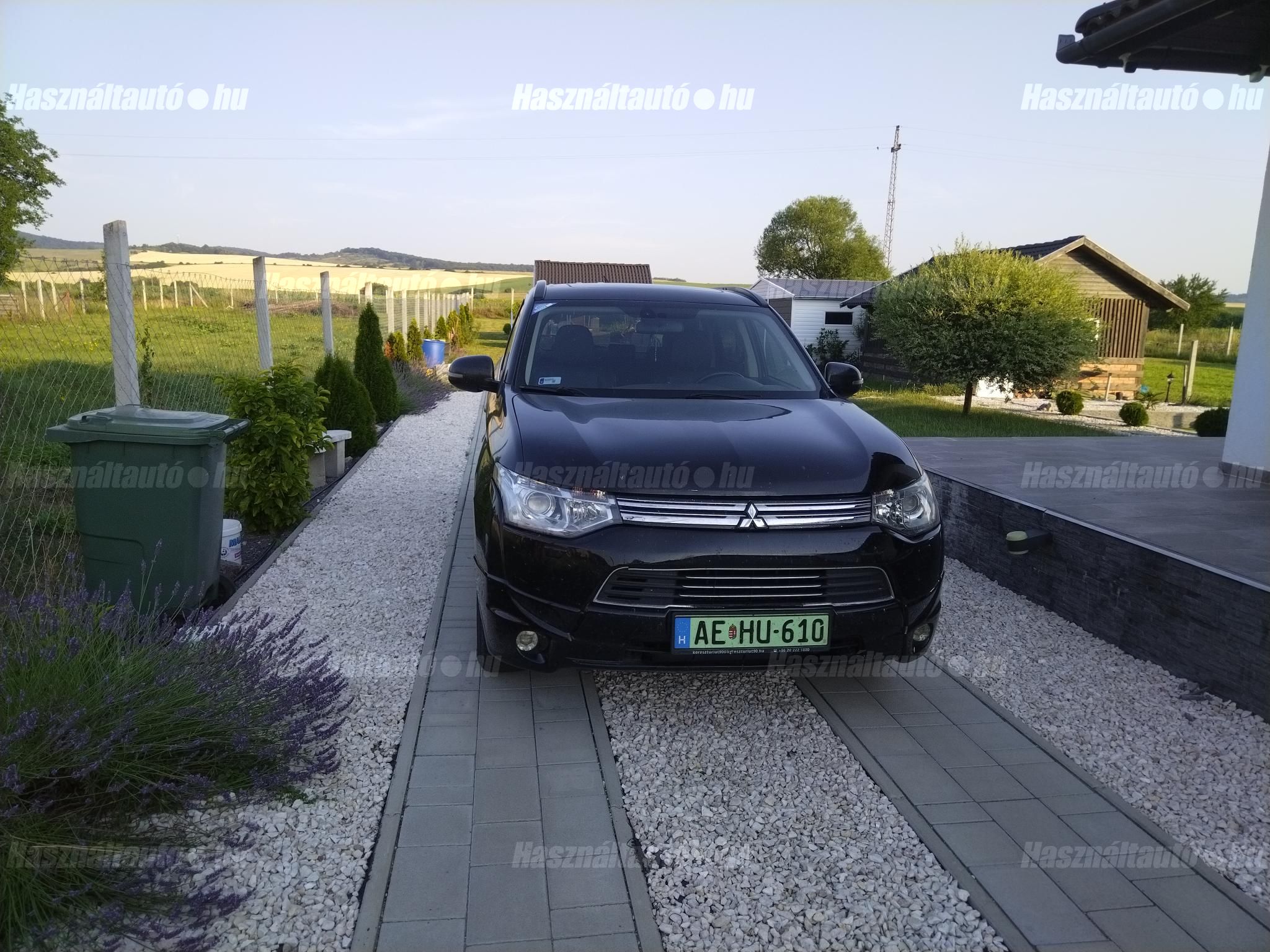MITSUBISHI OUTLANDER 2014/10 - 1