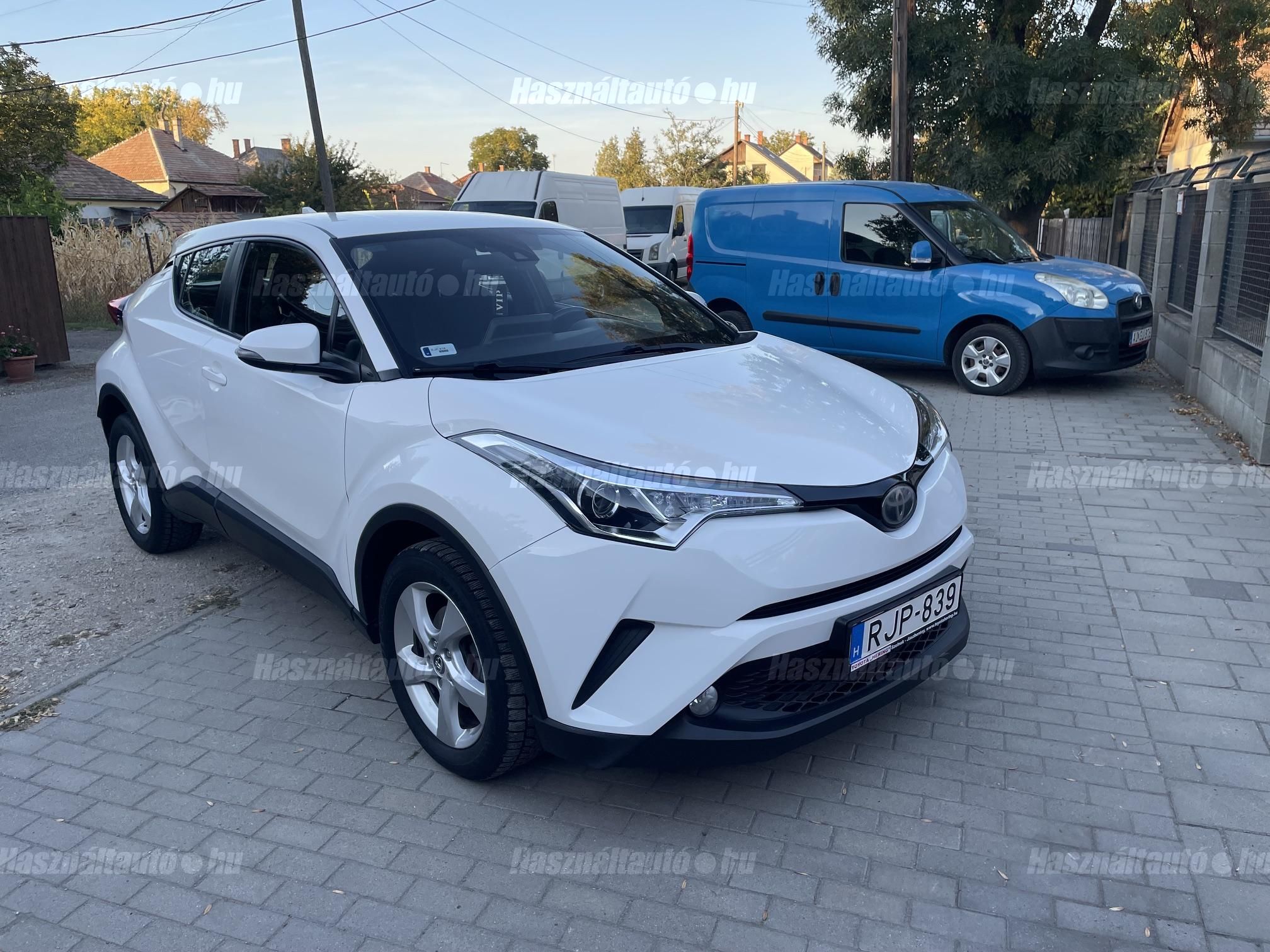TOYOTA C-HR 2019/4 - 1