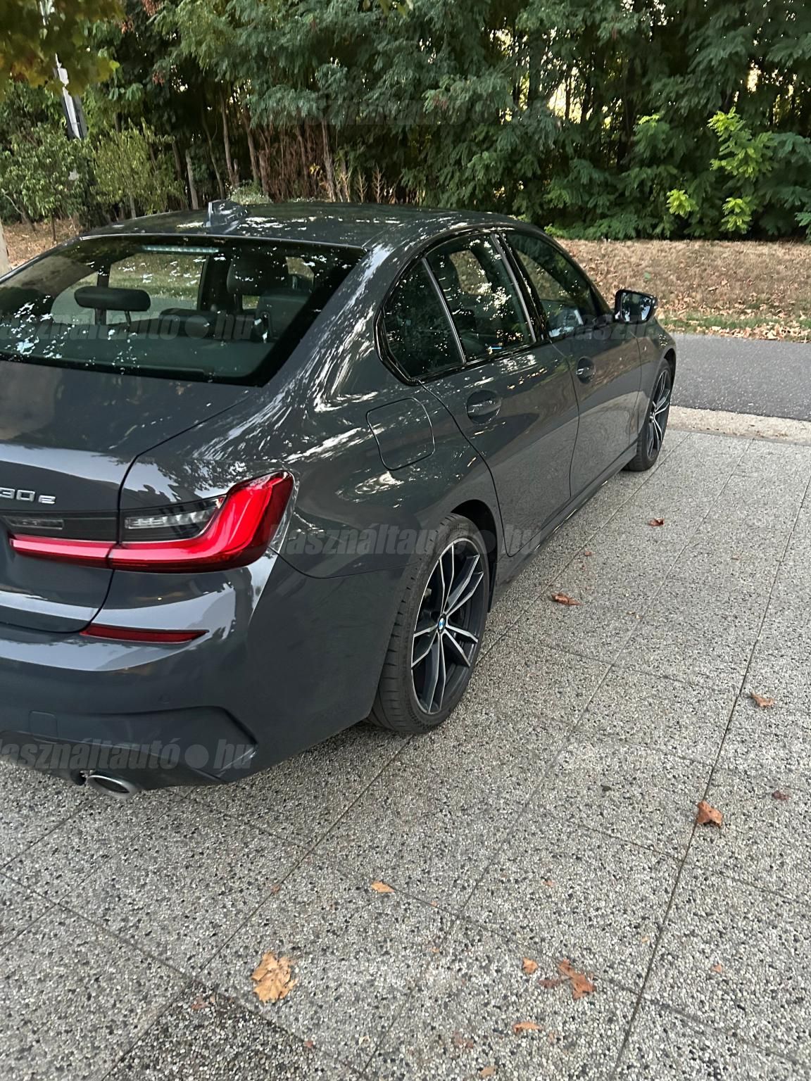 BMW 330 2019/11 - 1