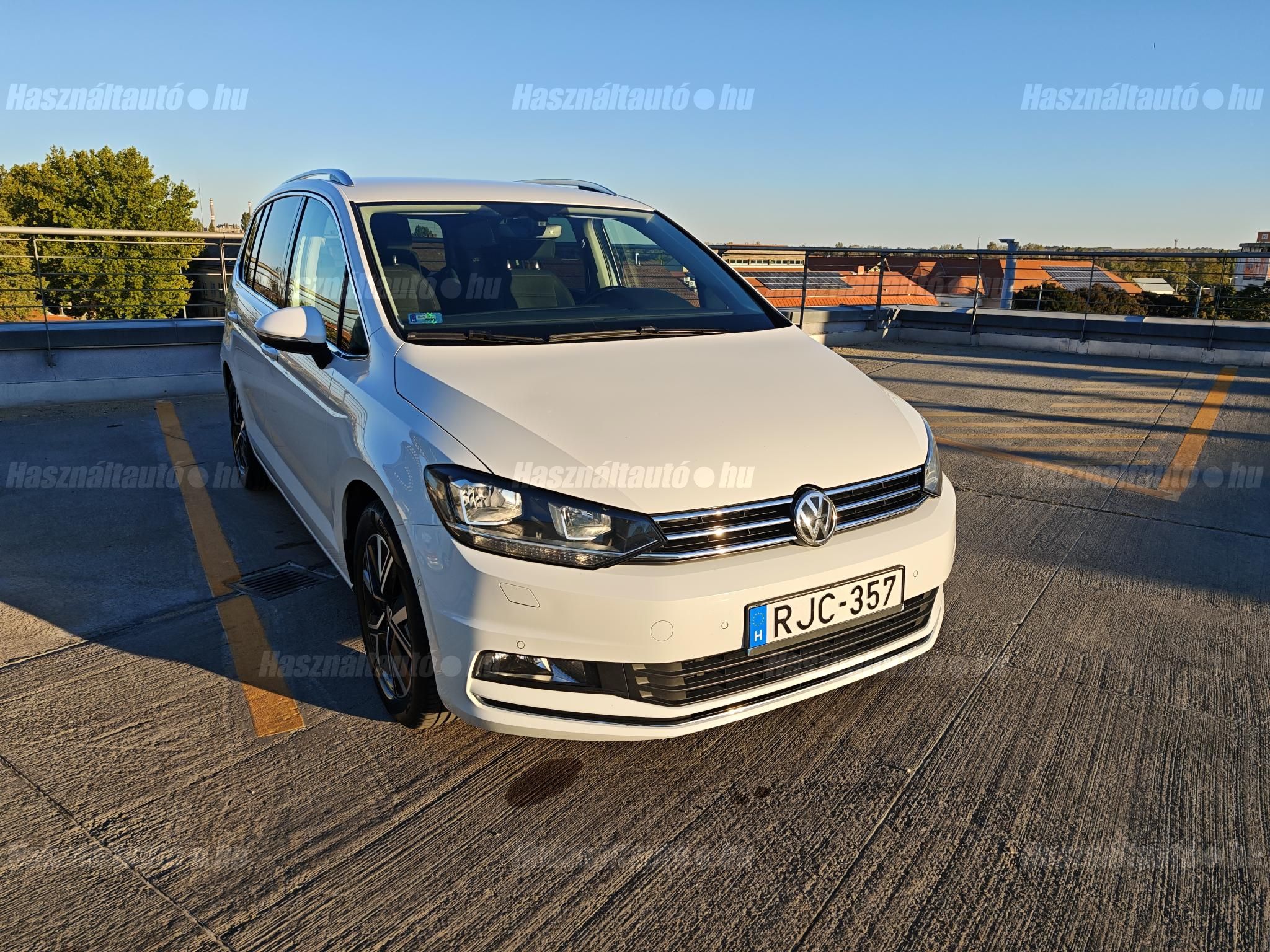 VOLKSWAGEN TOURAN 2016/4 - 1