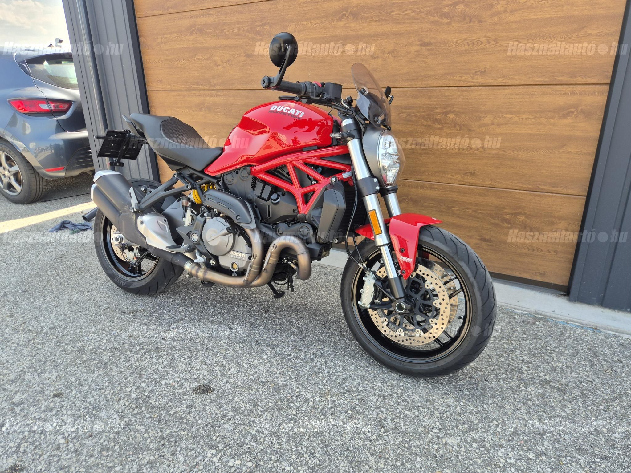 DUCATI MONSTER 821 2018 - 1