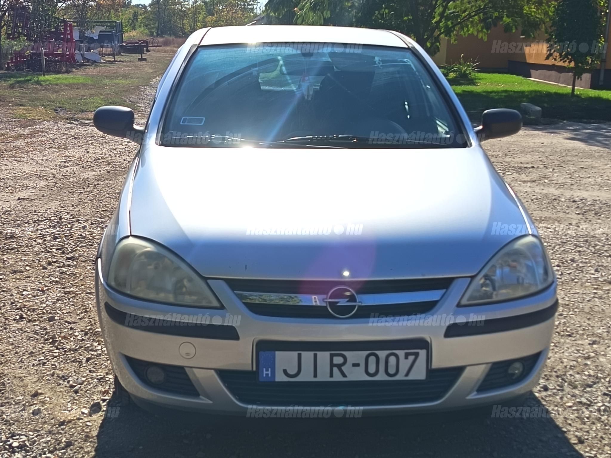 OPEL CORSA C 2004/8 - 1