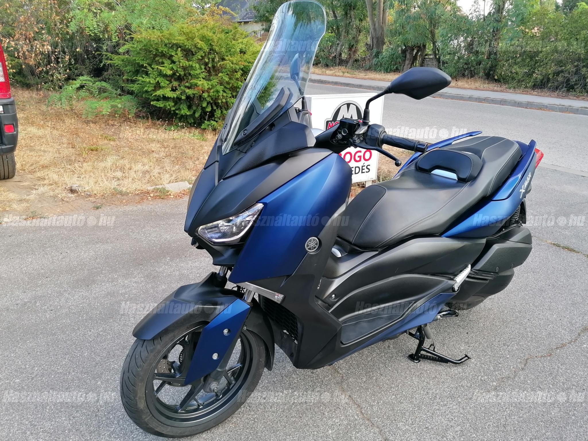 YAMAHA X-MAX 300 2019 - 1