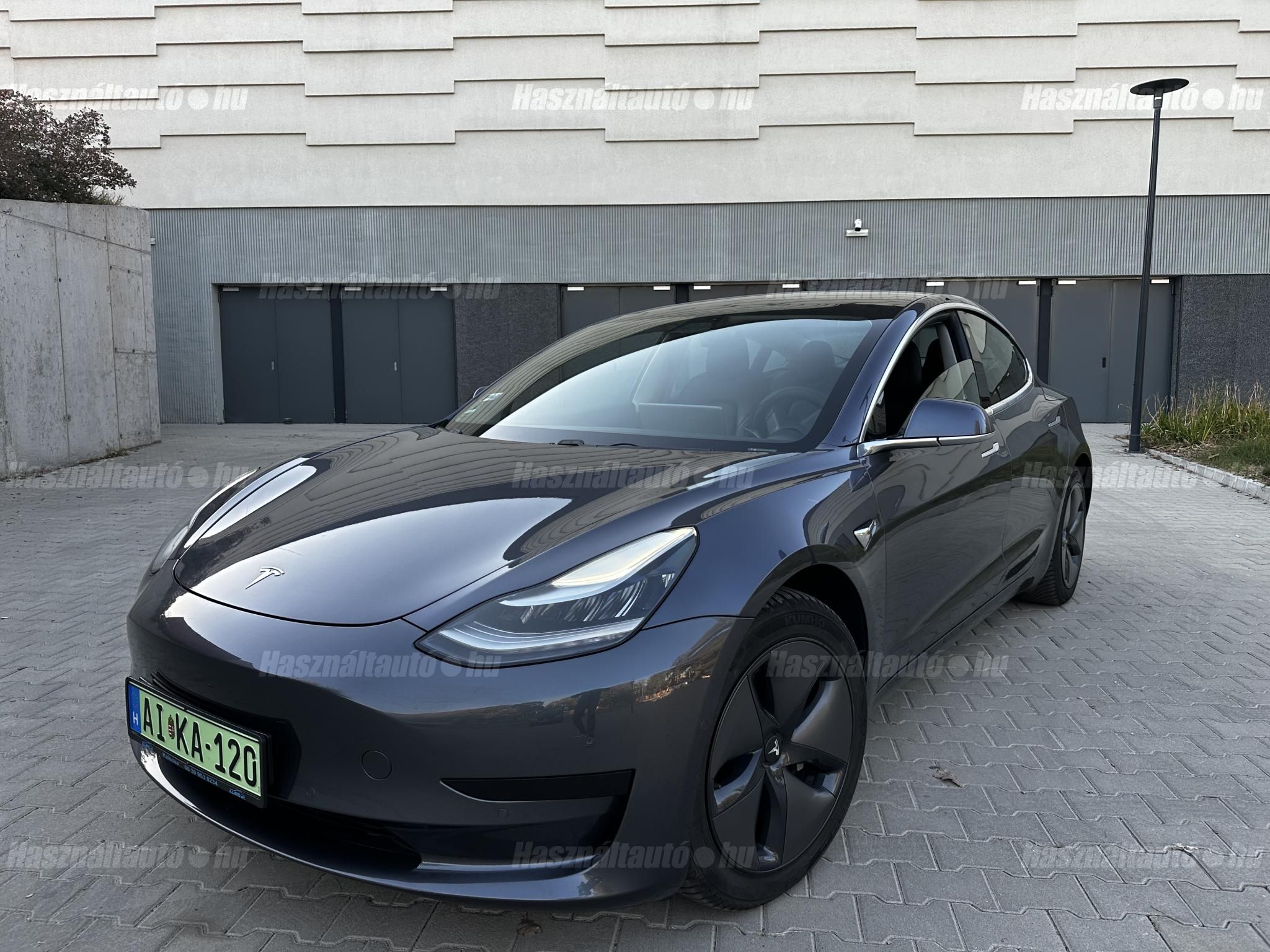 TESLA MODEL 3 2019/12 - 1