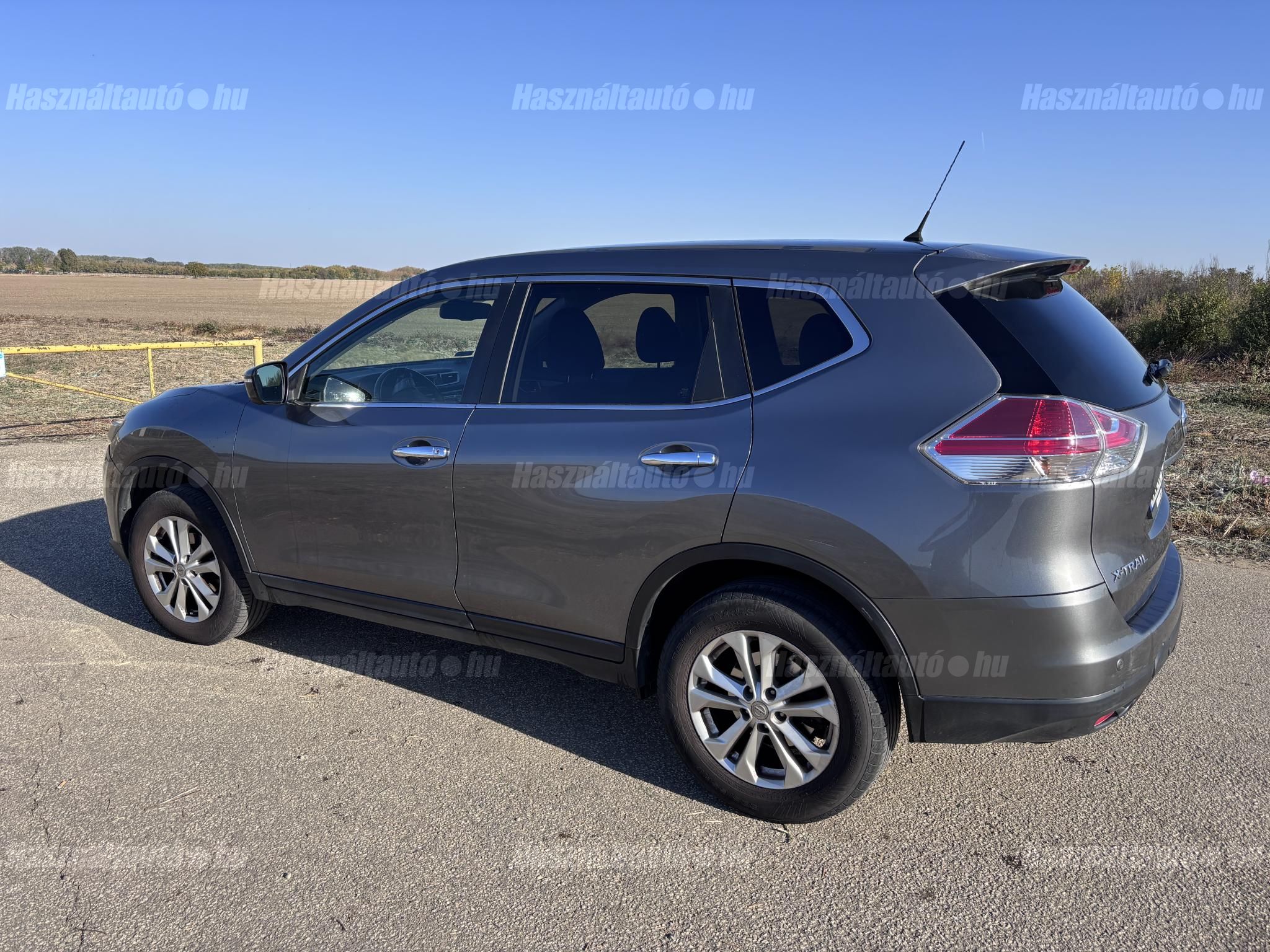 NISSAN X-TRAIL 2015/9 - 1