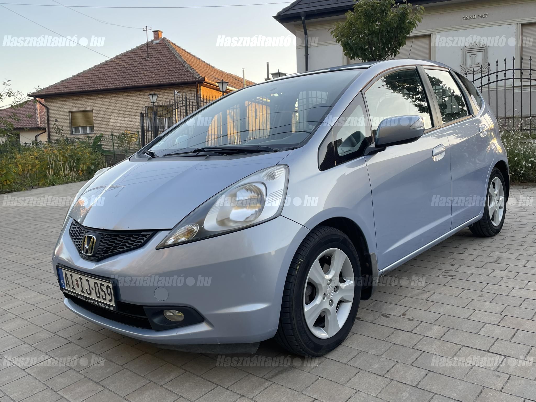 HONDA JAZZ 2010 - 1