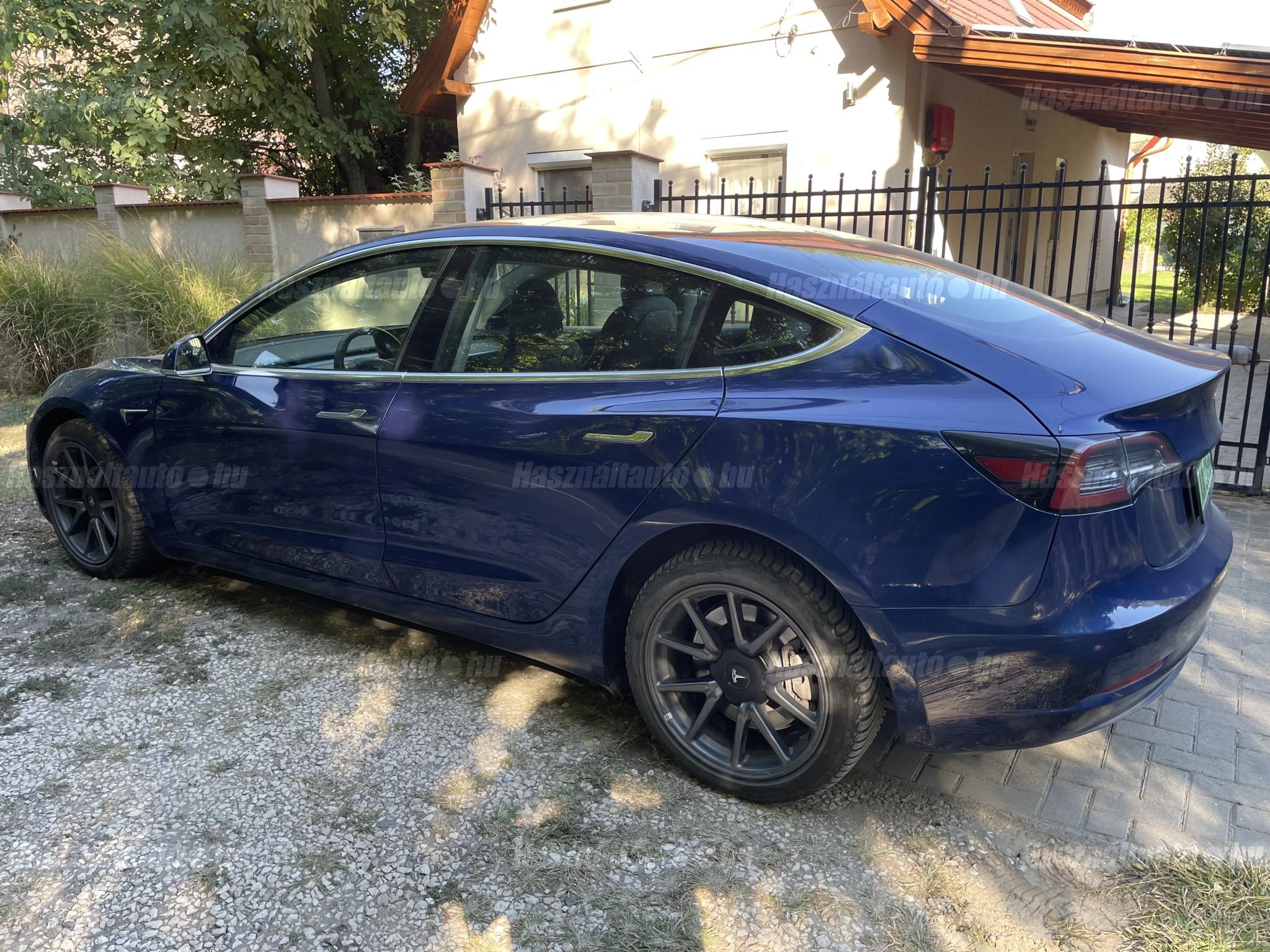 TESLA MODEL 3 2020/6 - 1