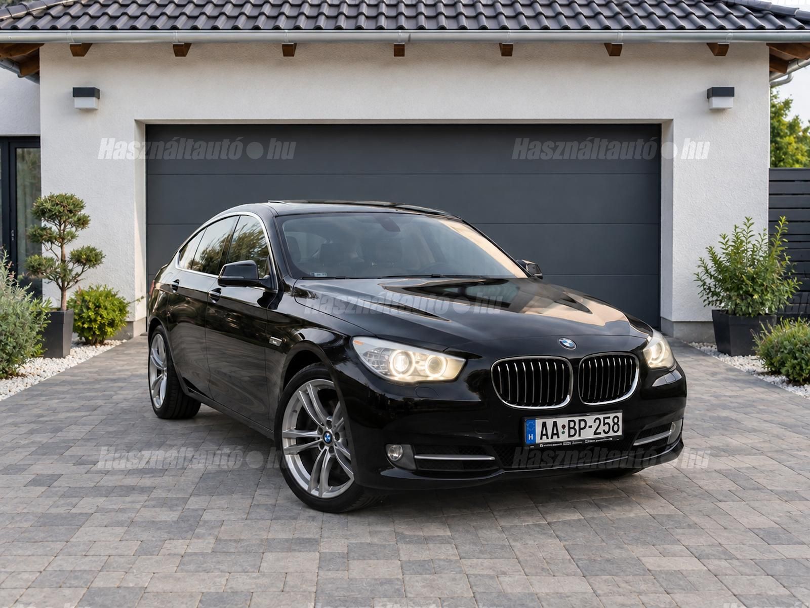 BMW 530 GRAN TURISMO 2011/12 - 1