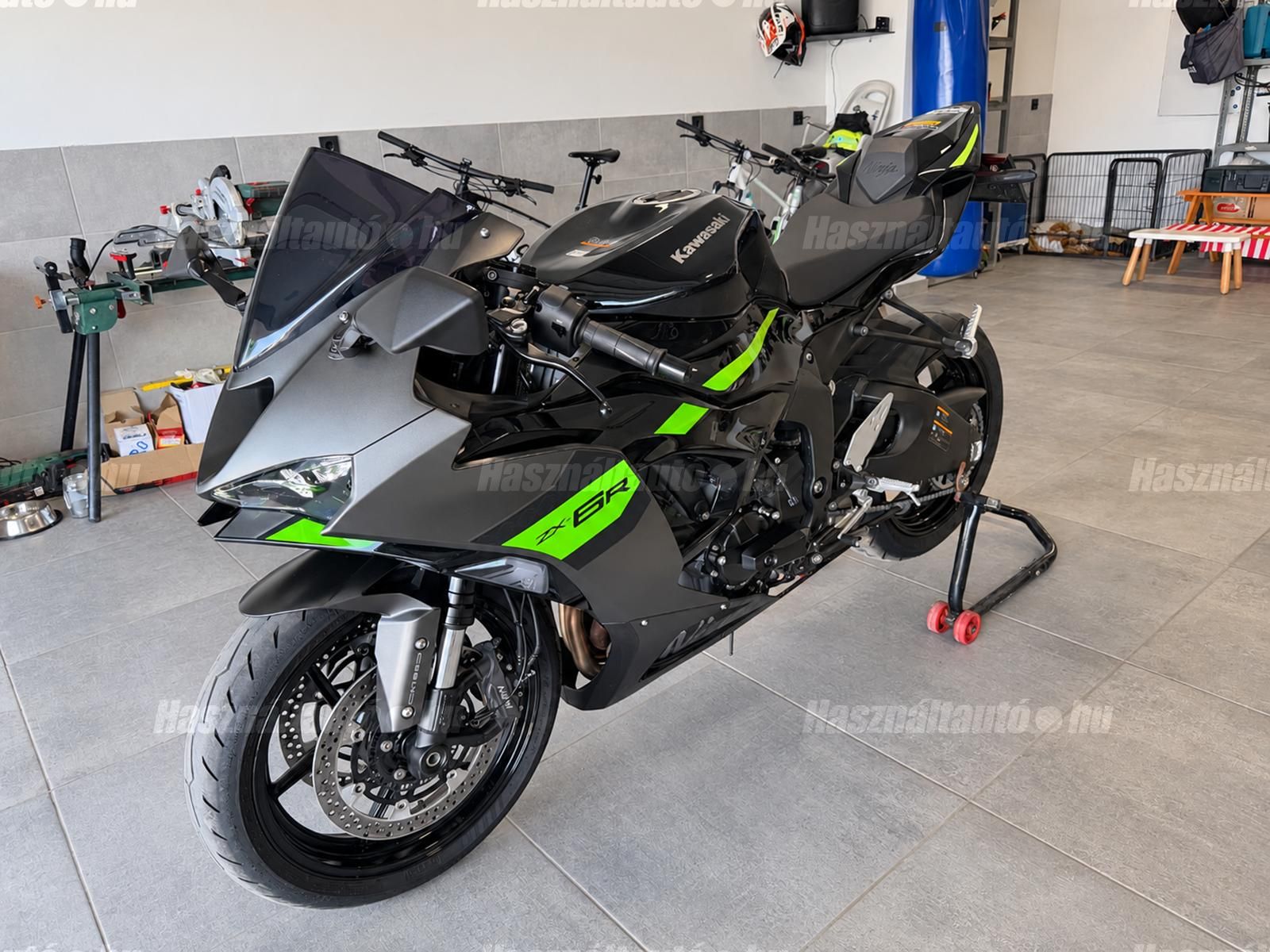 KAWASAKI ZX-6R (NINJA) 2025/10 - 1