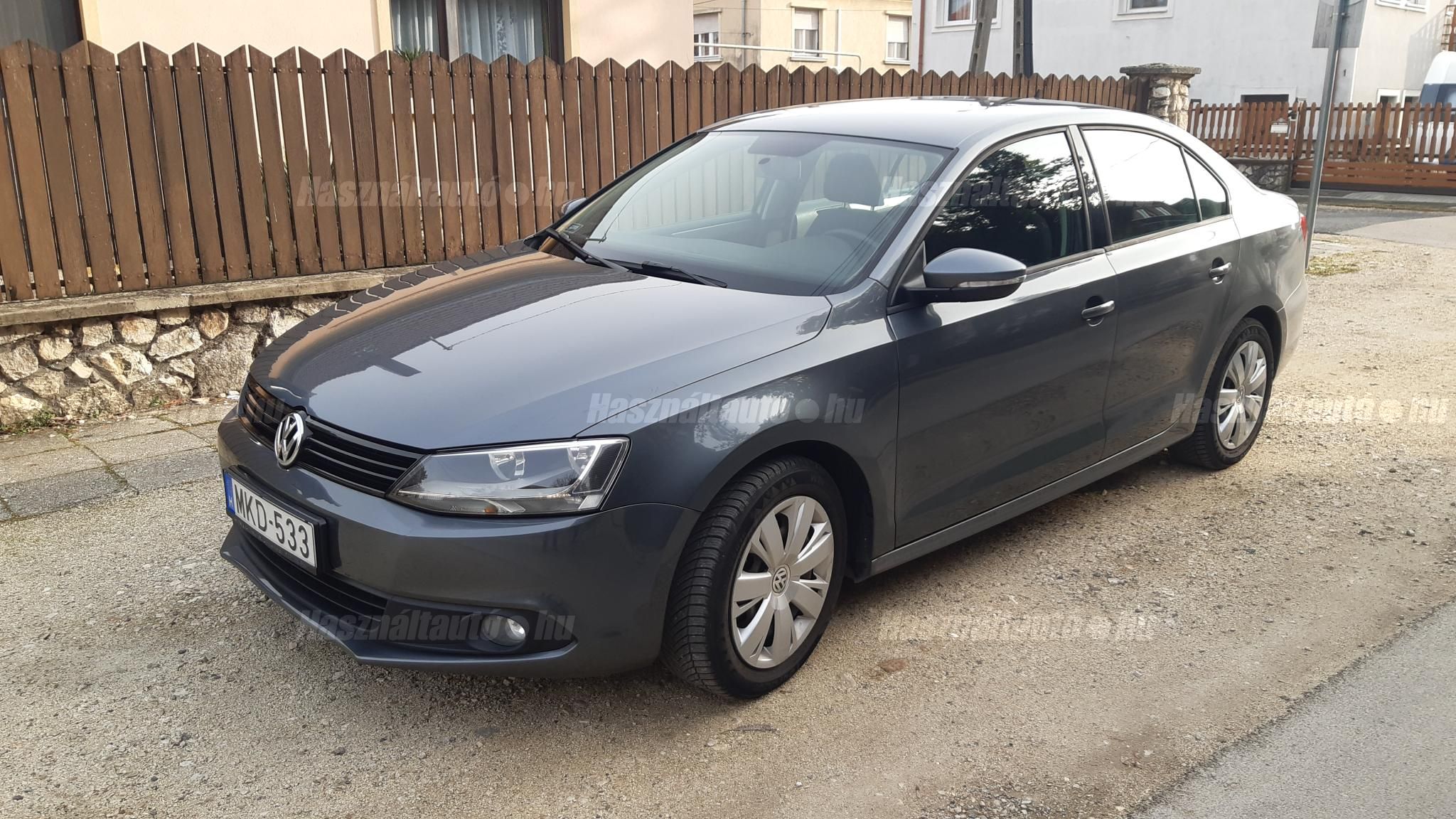 VOLKSWAGEN JETTA VI 2013/11 - 1
