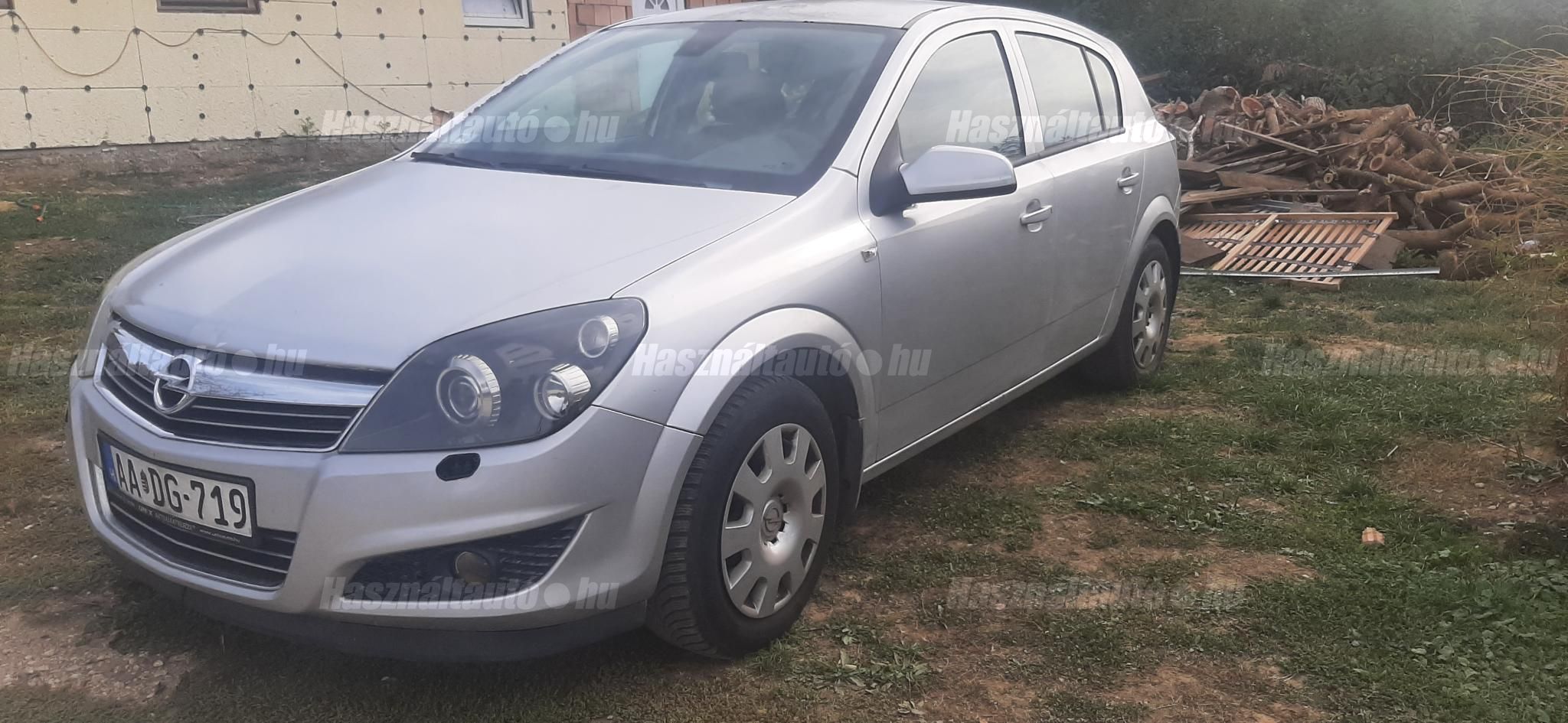 OPEL ASTRA H 2009/9 - 1