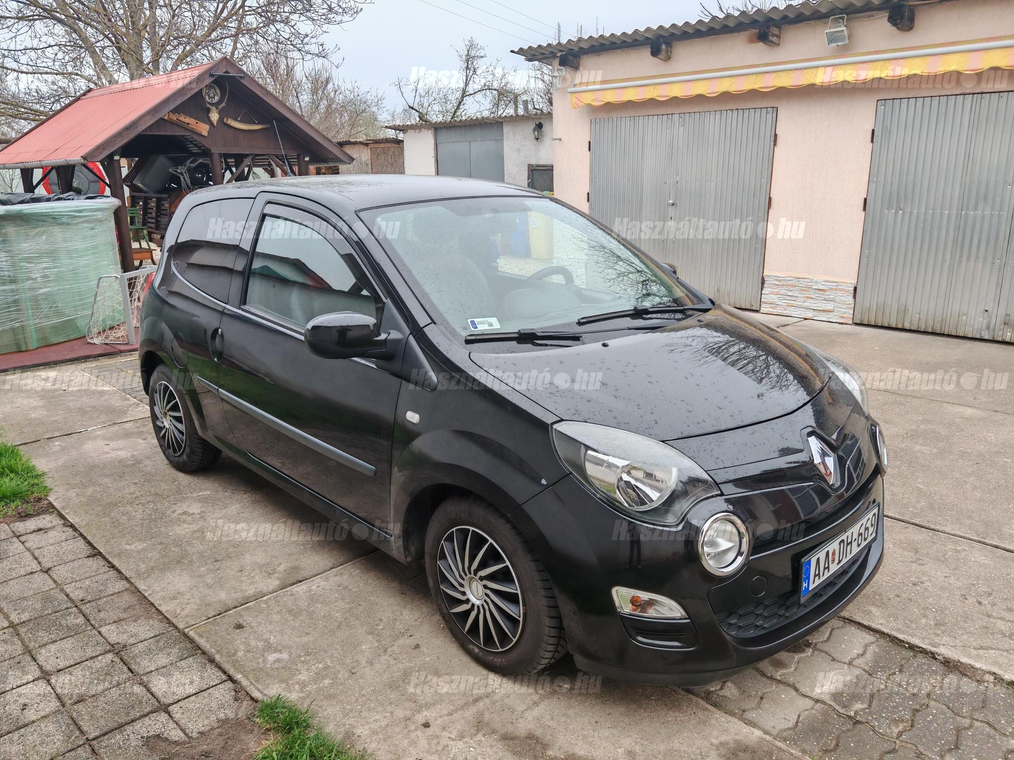 RENAULT TWINGO 2012/8 - 1