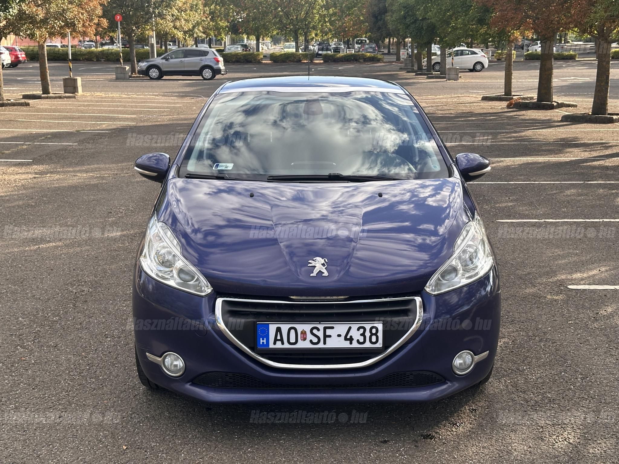 PEUGEOT 208 2014/5 - 1