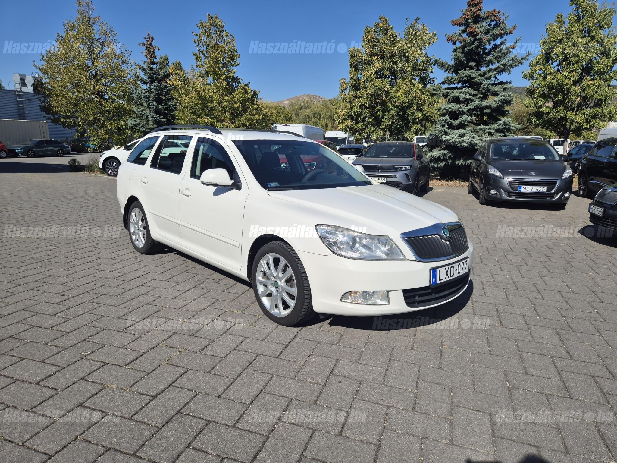 SKODA OCTAVIA 2011/9 - 1