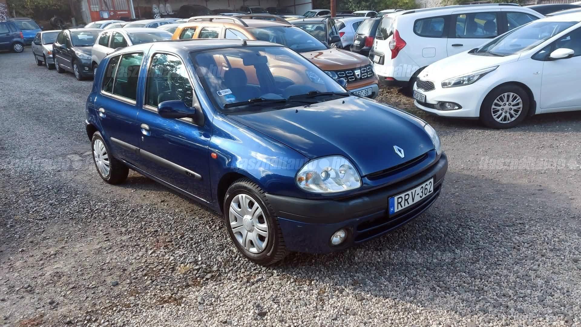 RENAULT CLIO 2000/8 - 1