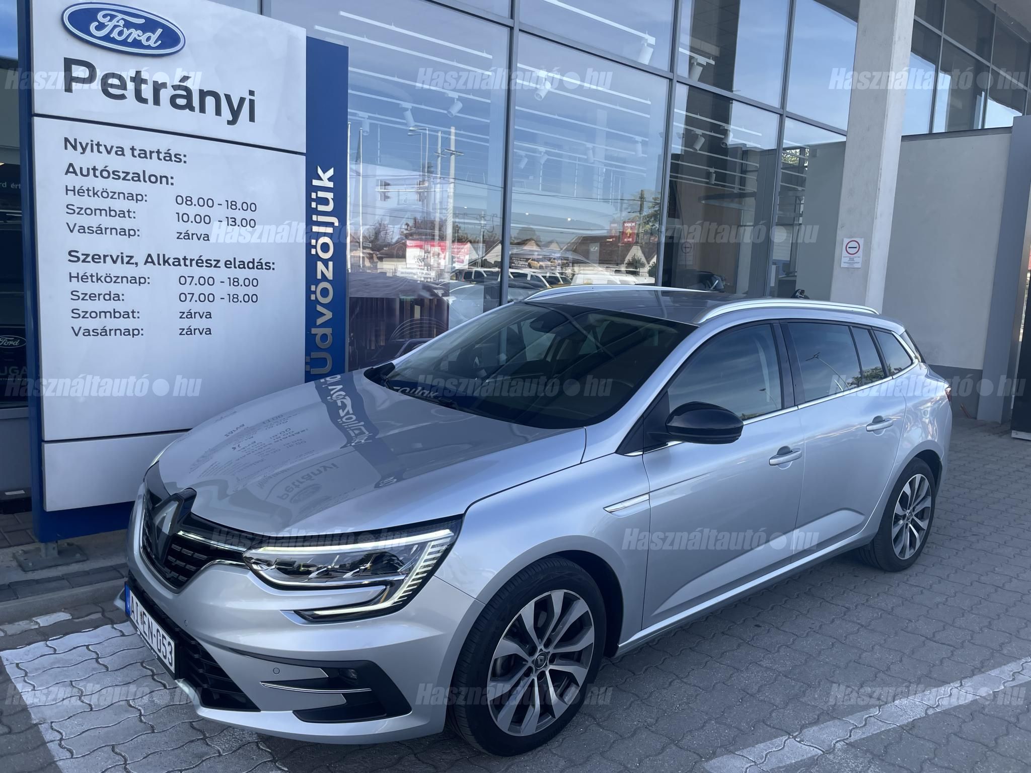 RENAULT MEGANE 2024/9 - 1
