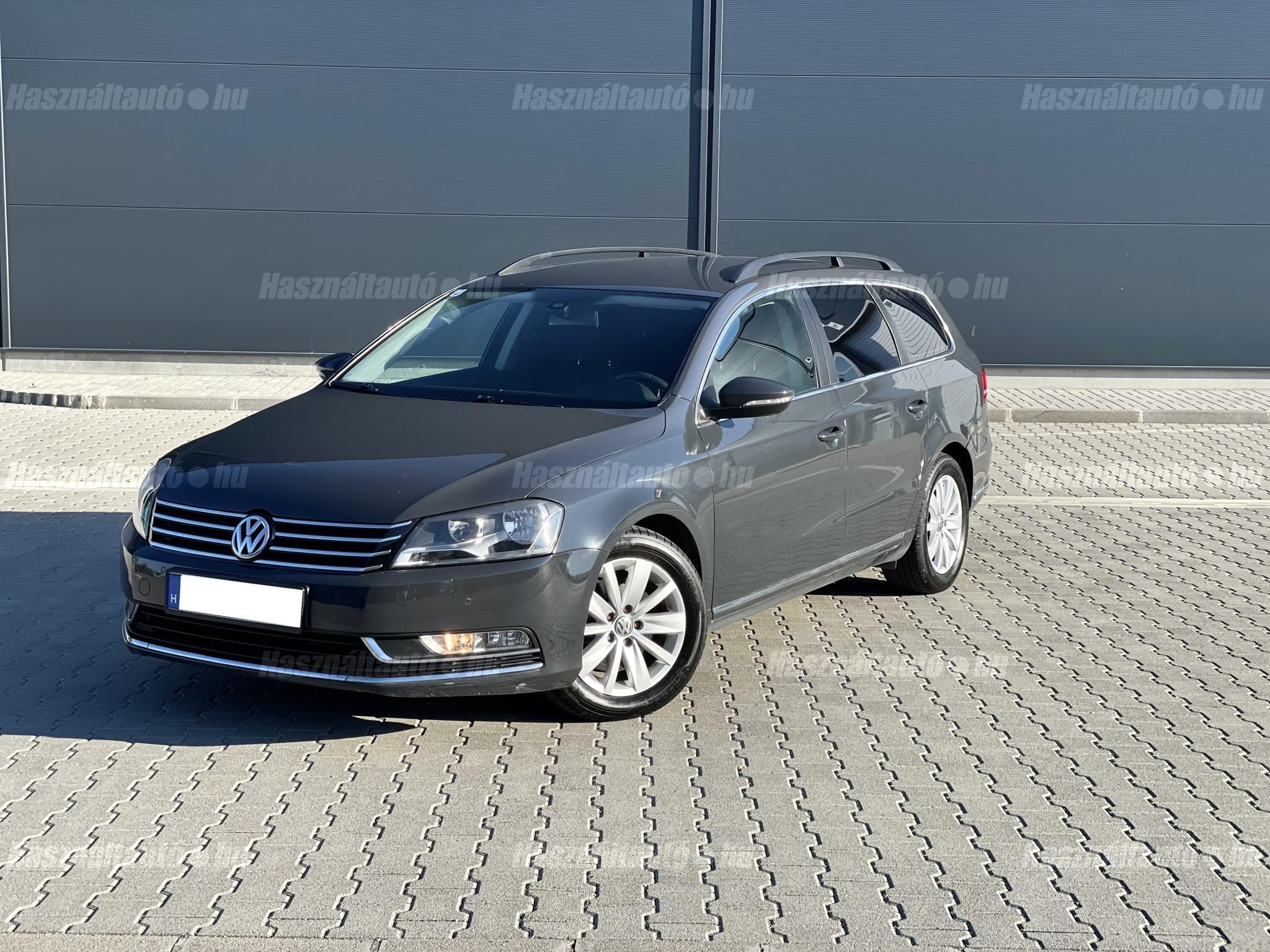 VOLKSWAGEN PASSAT 2013/4 - 1