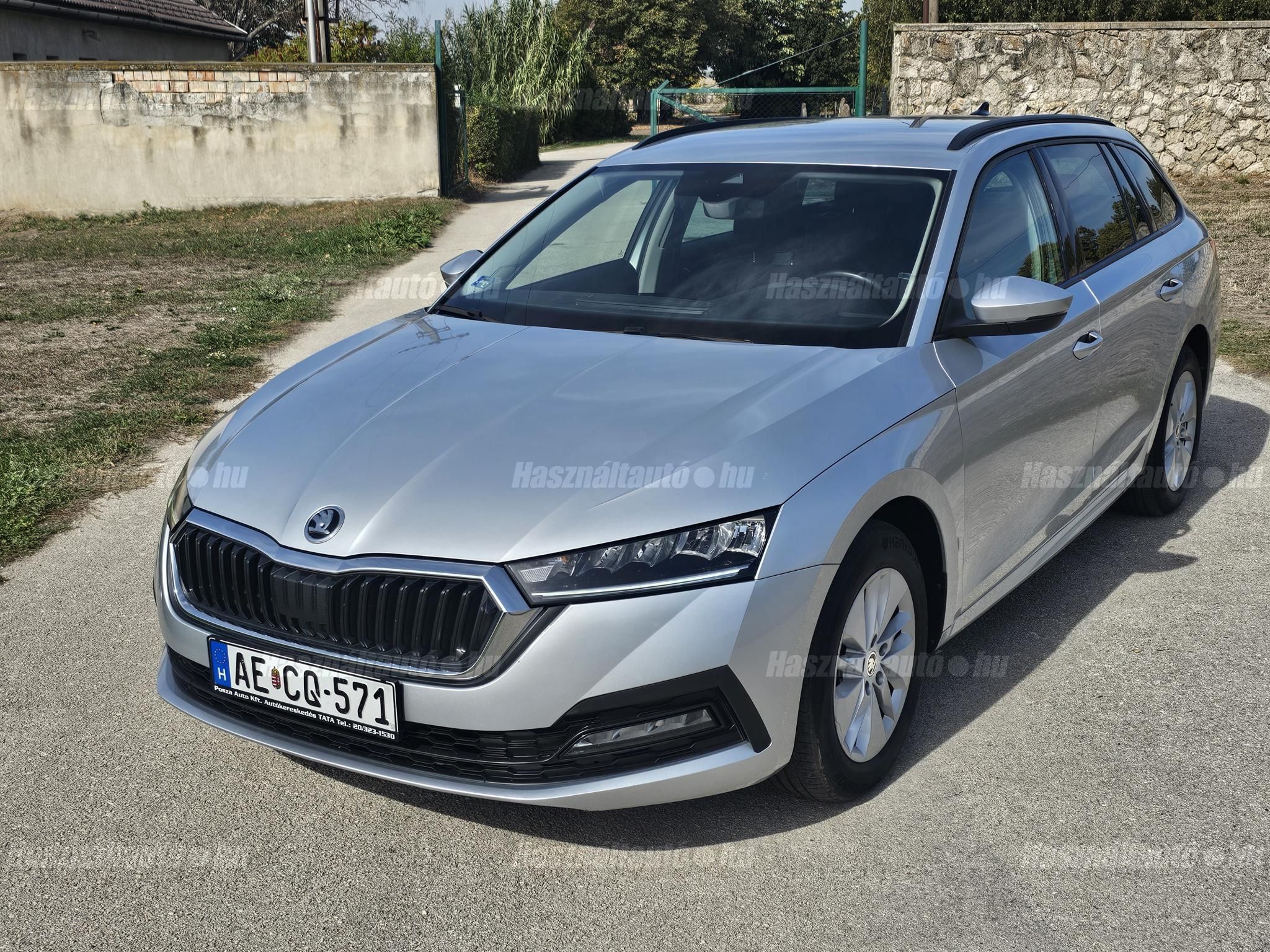SKODA OCTAVIA 2023/8 - 1