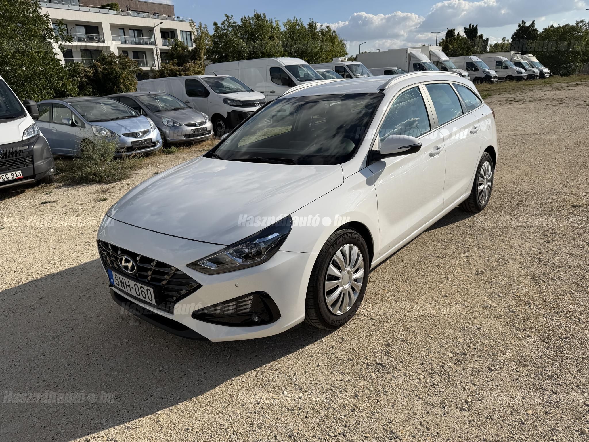 HYUNDAI I30 2021/9 - 1