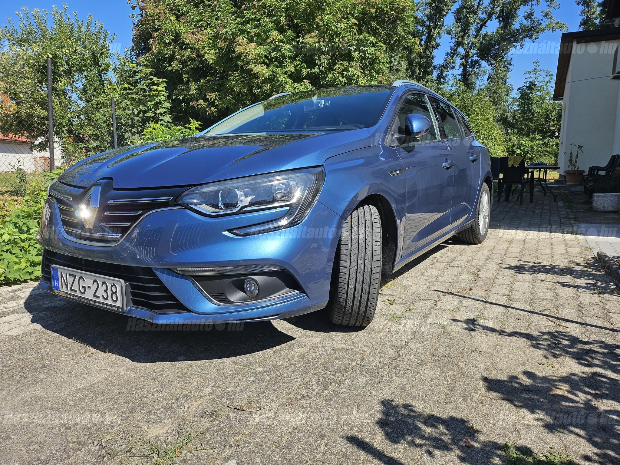 RENAULT MEGANE 2016 - 1