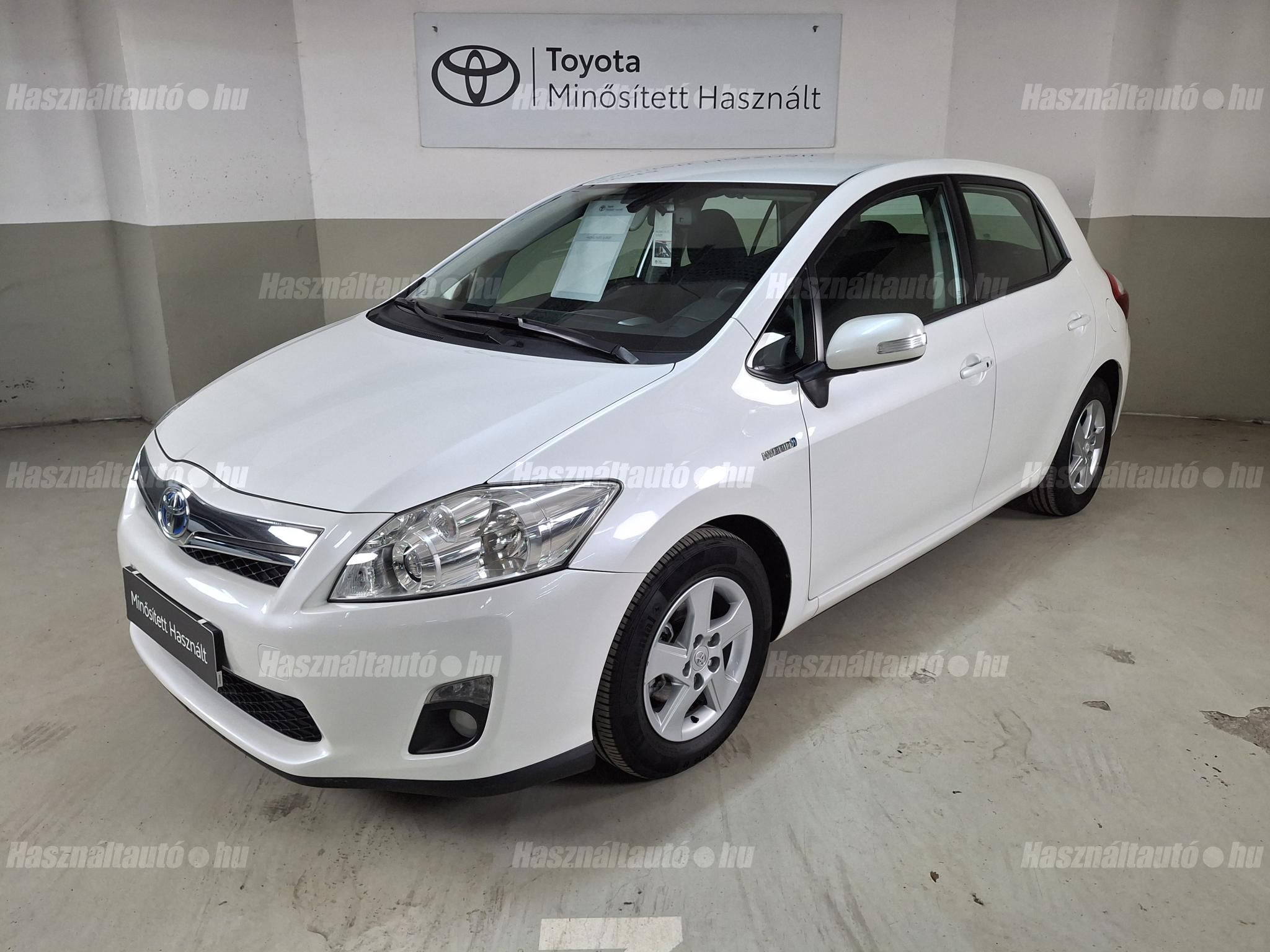 TOYOTA AURIS 2011/1 - 1