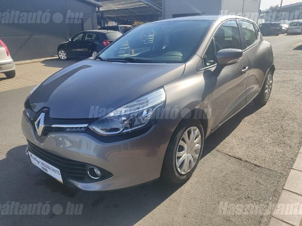 RENAULT CLIO 2015/12 - 1