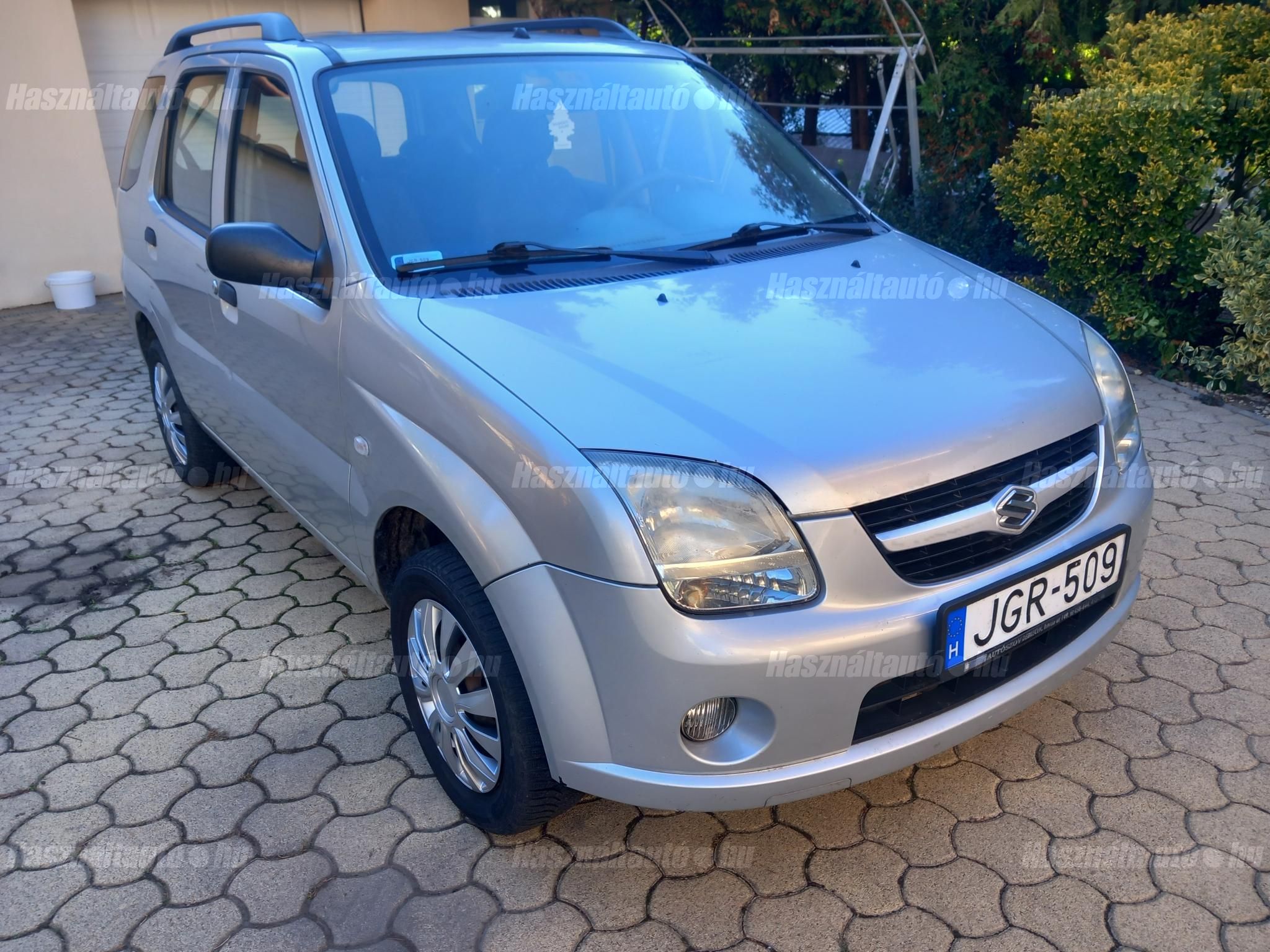 SUZUKI IGNIS 2004/10 - 1