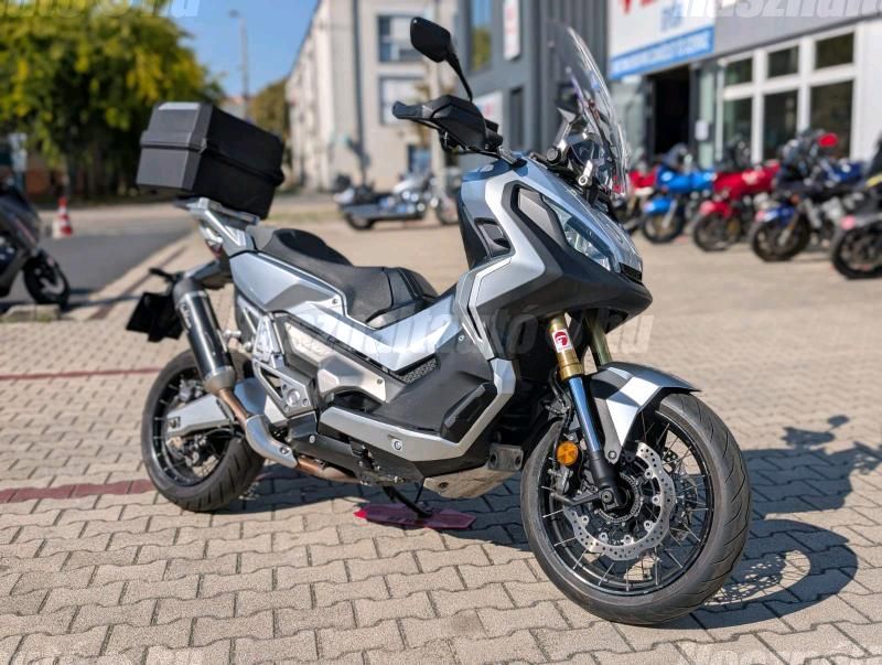 HONDA X-ADV 2018 - 1