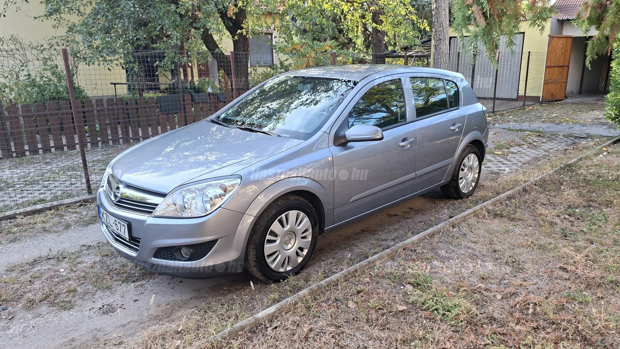 OPEL ASTRA H 2007/12 - 1