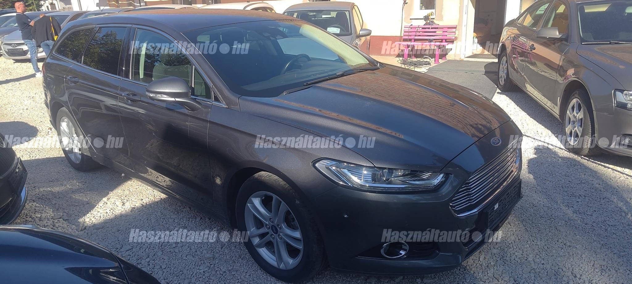 FORD MONDEO 2016/10 - 1