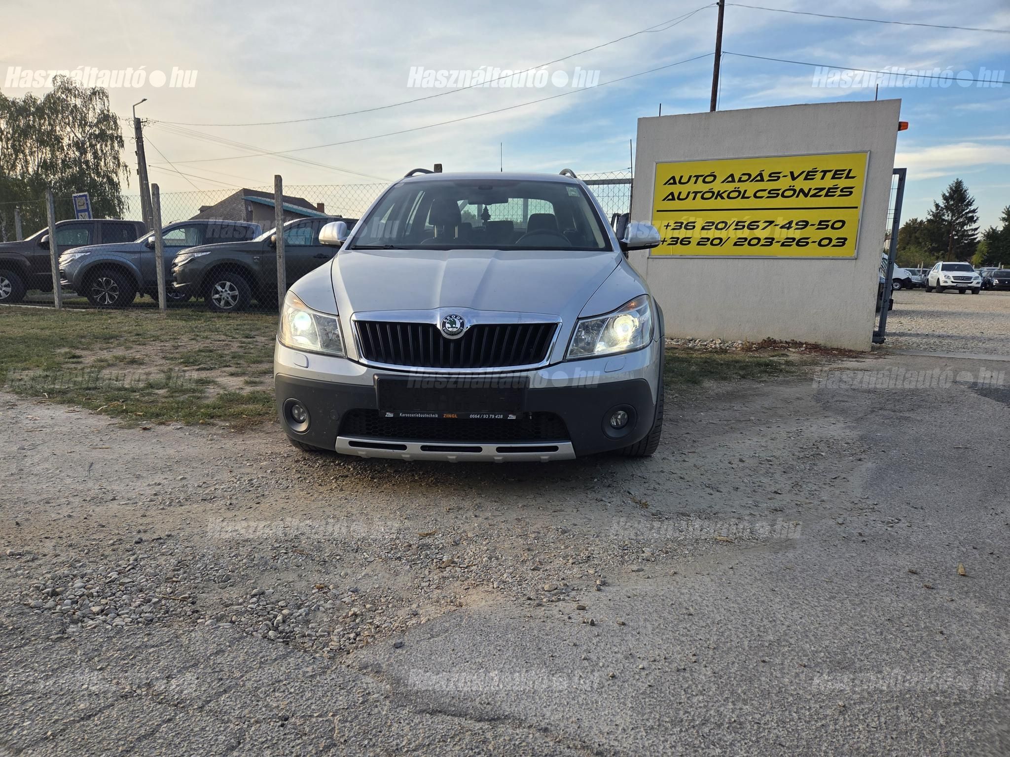 SKODA OCTAVIA 2010/6 - 1