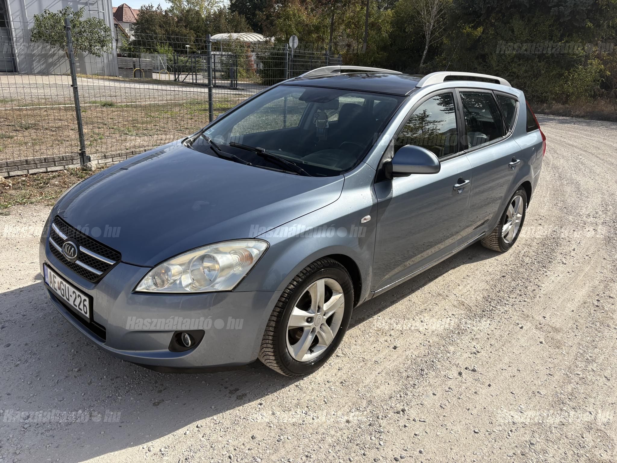 KIA CEE'D 2009/3 - 1