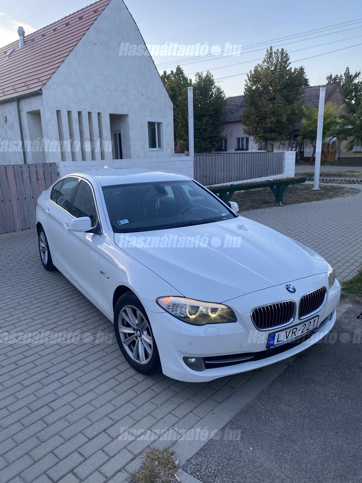 BMW 520 2011/3 - 1