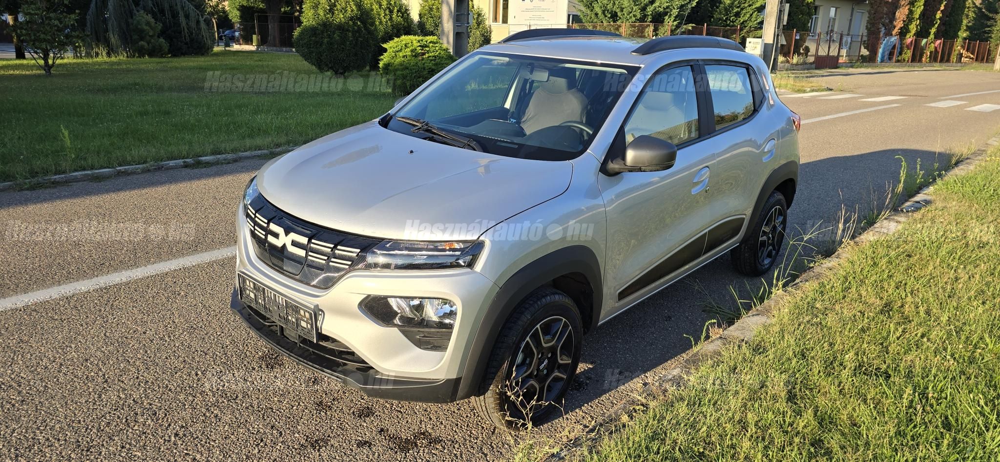 DACIA SPRING 2023/9 - 1