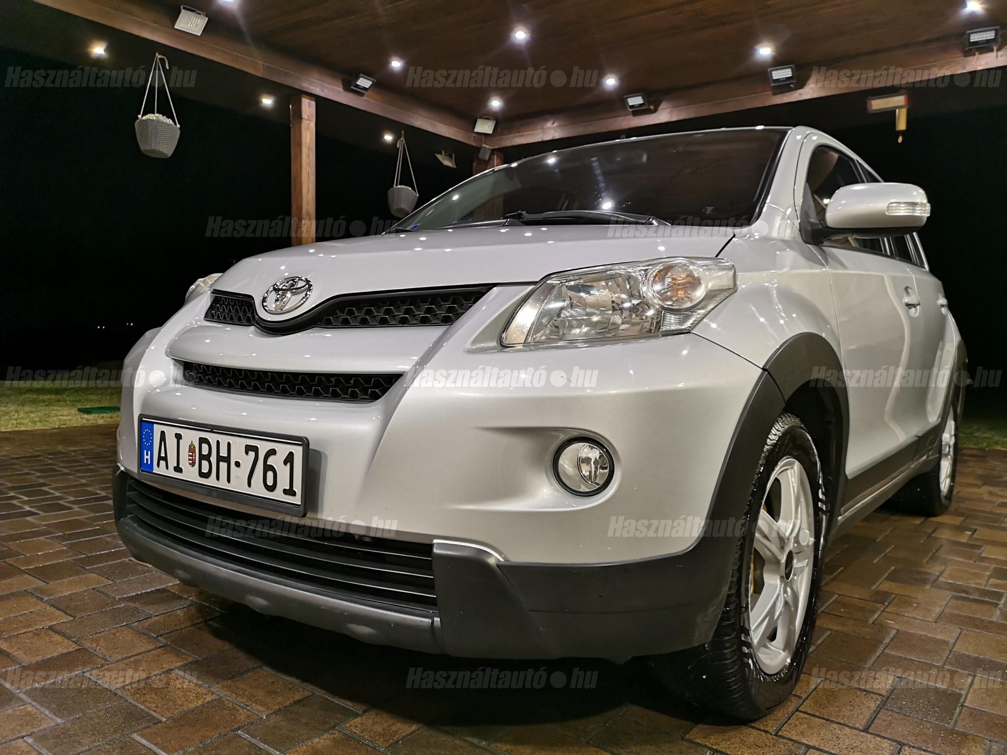 TOYOTA URBAN CRUISER 2009/6 - 1