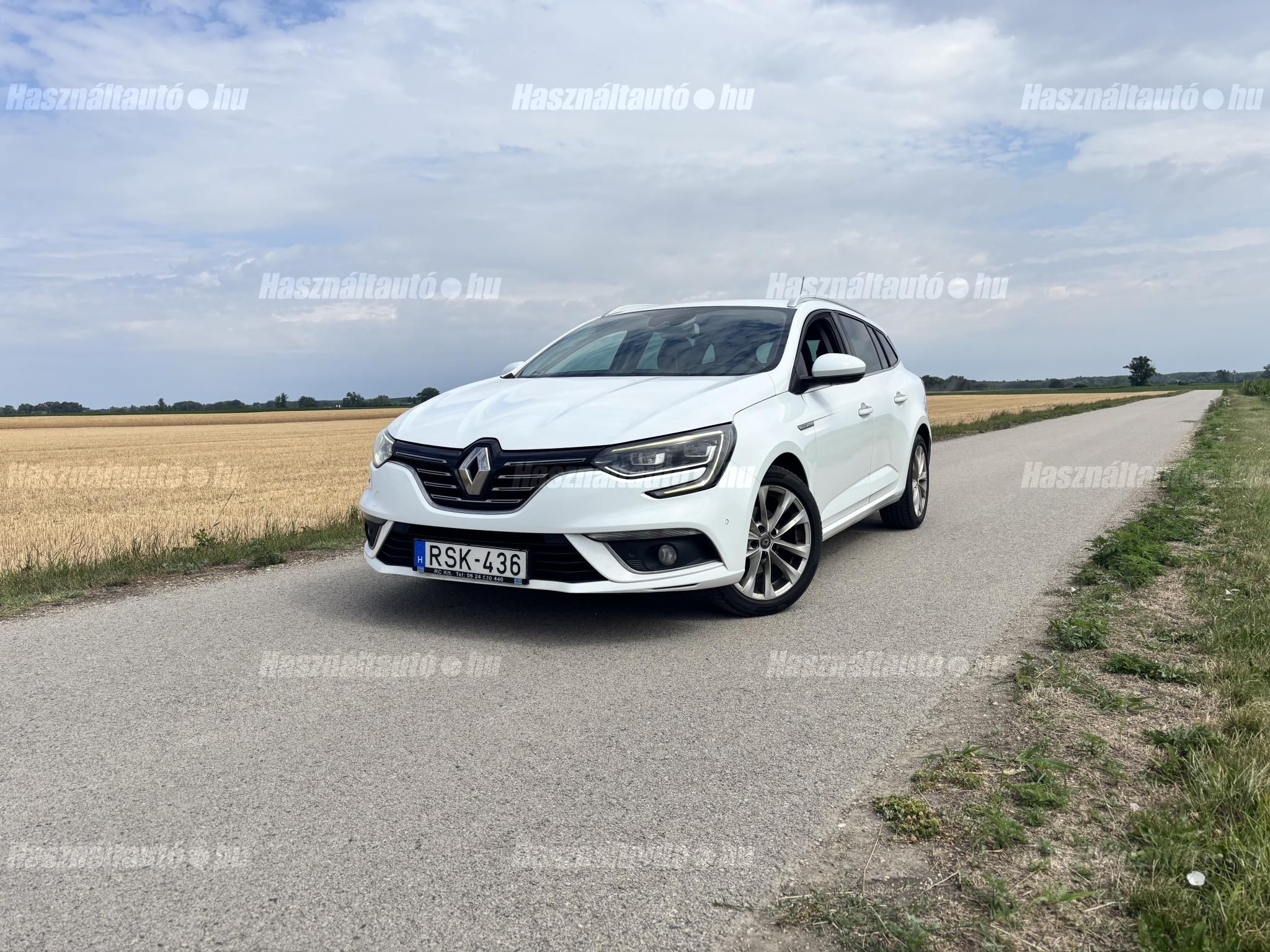 RENAULT MEGANE 2019/8 - 1