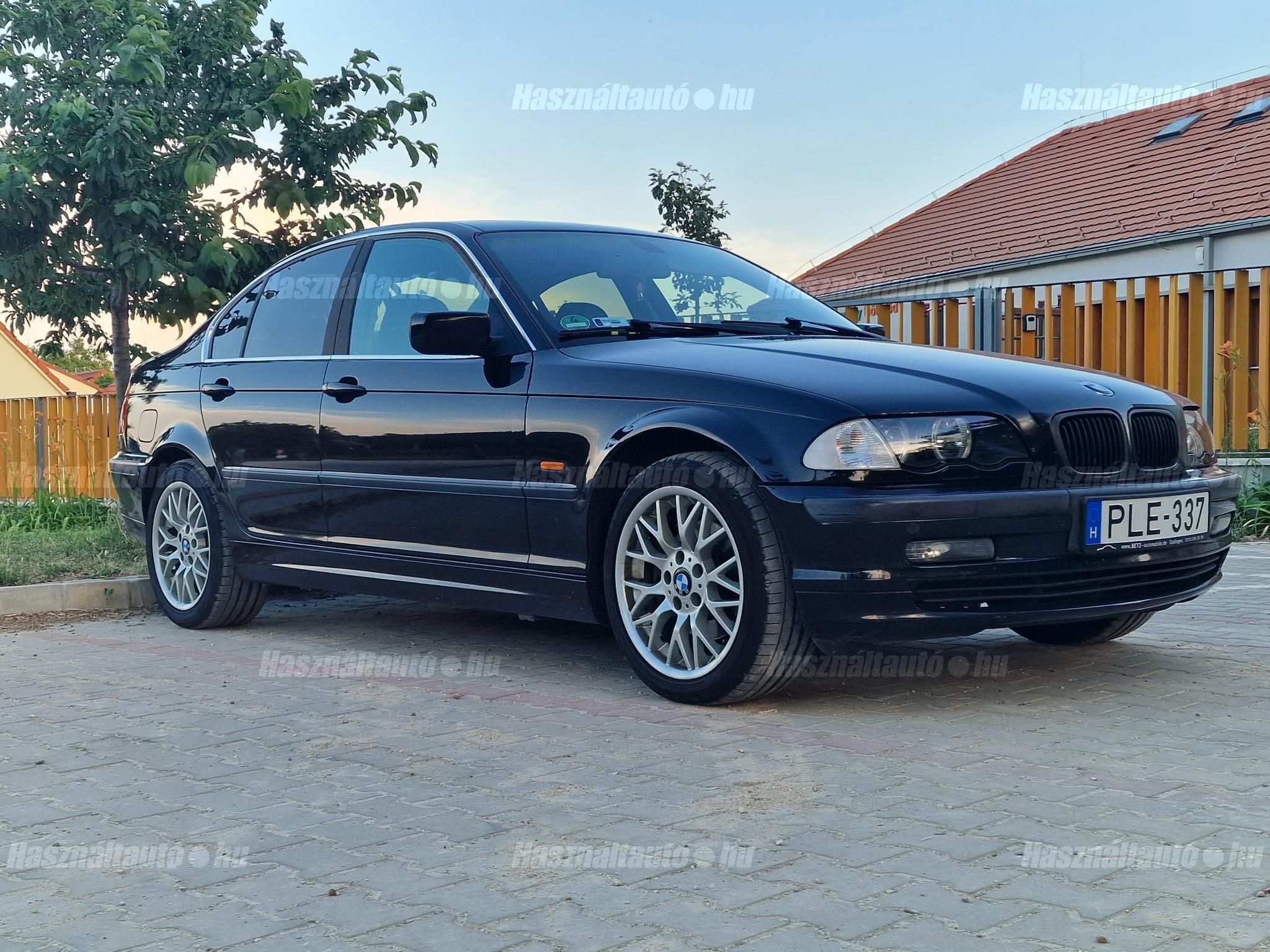 BMW 325 2001/3 - 1