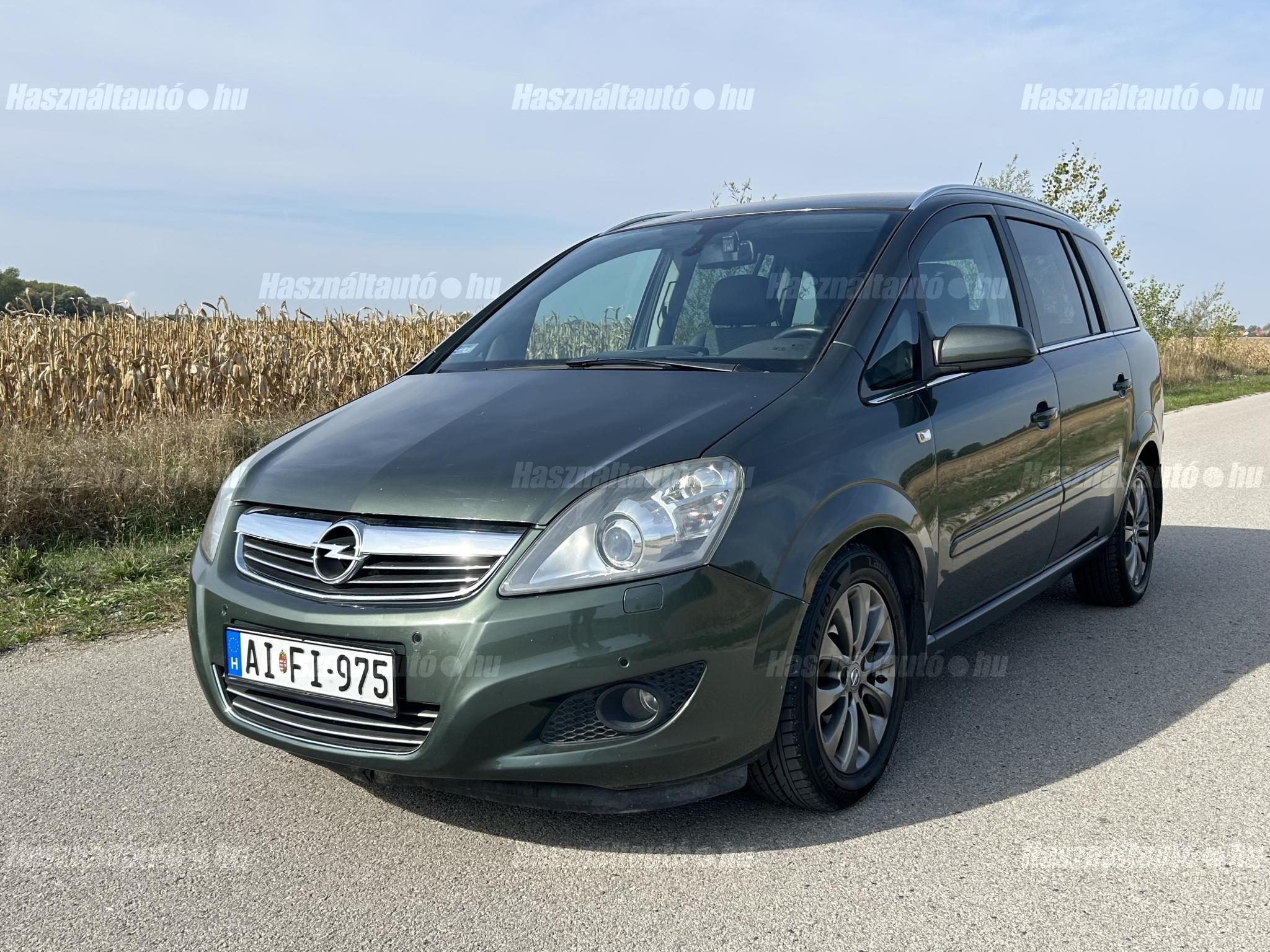OPEL ZAFIRA B 2010/2 - 1